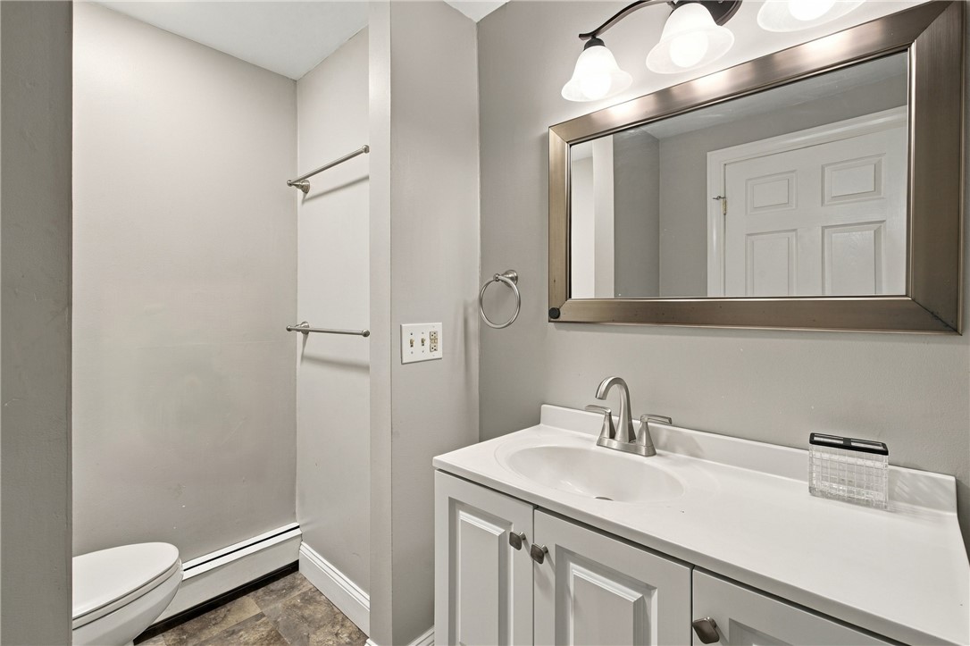 82 Burnside Avenue 2