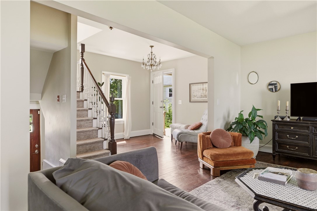 1 Sabin Street