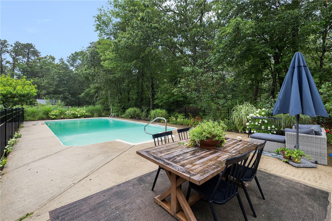 77 Mockingbird Lane