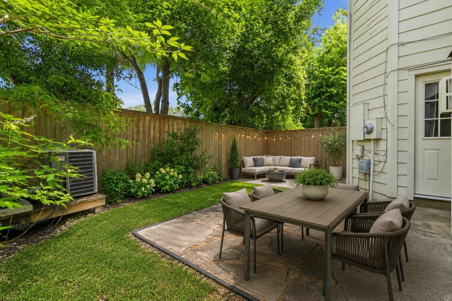 7414 Hollister Spring