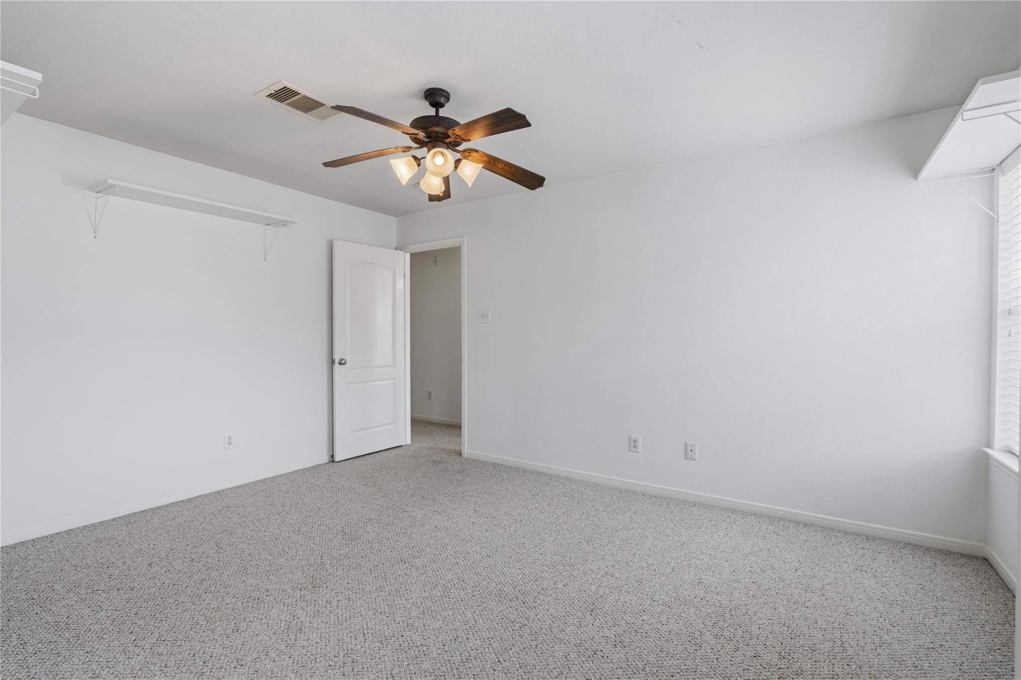 7414 Hollister Spring