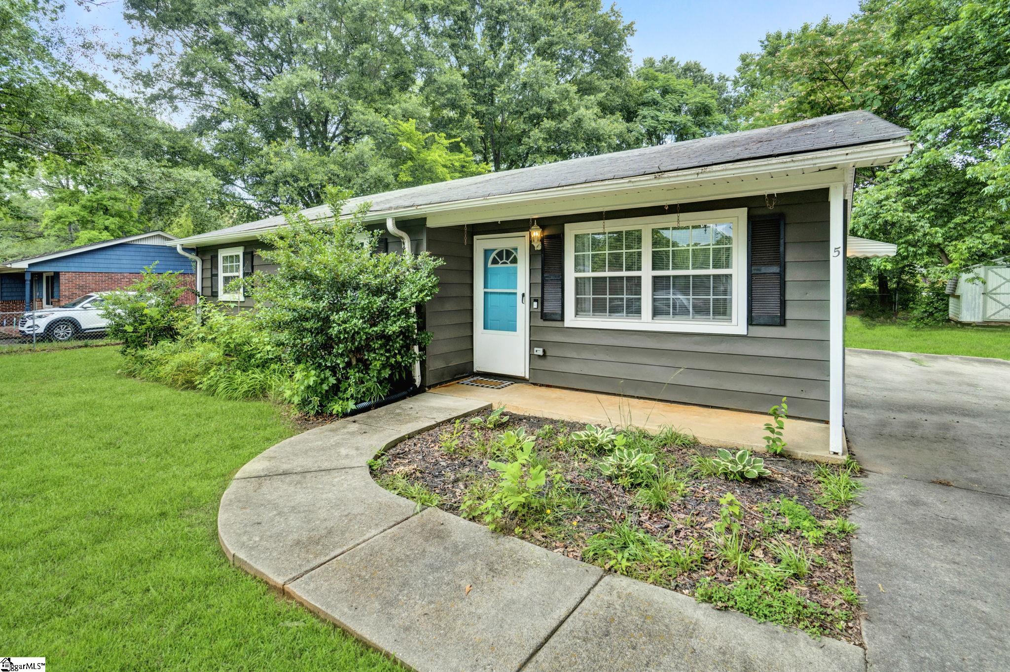 5 Prestbury Drive