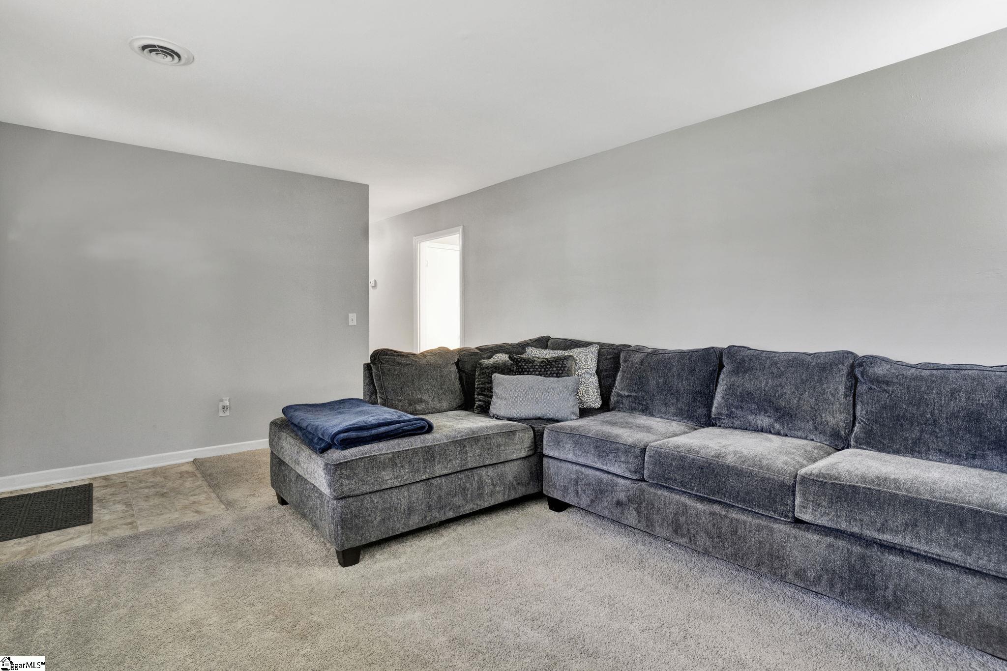 5 Prestbury Drive