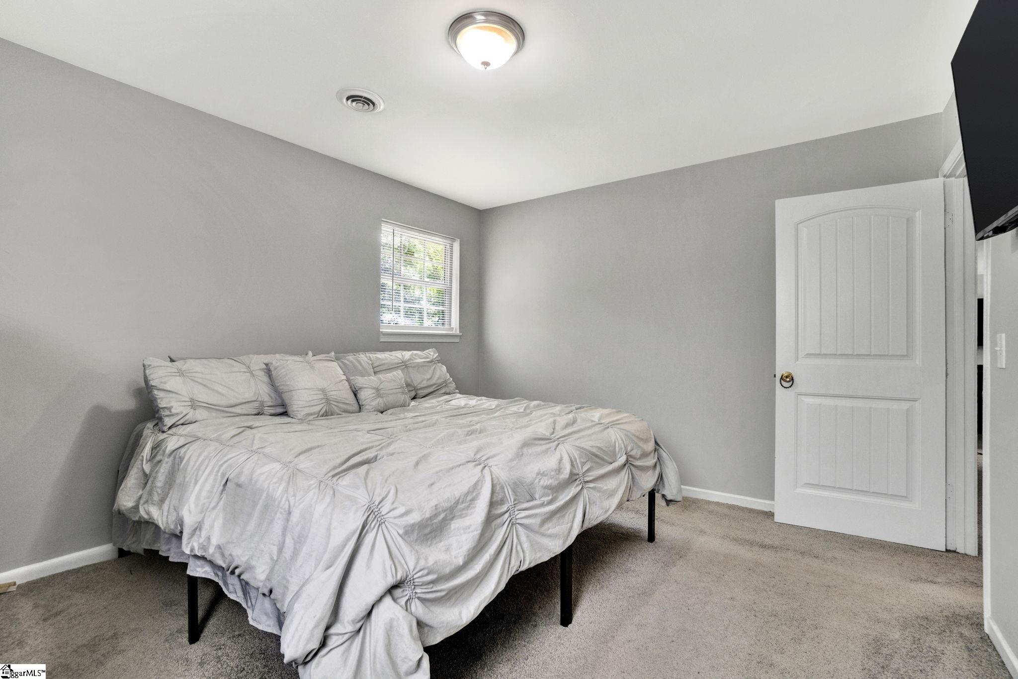 5 Prestbury Drive