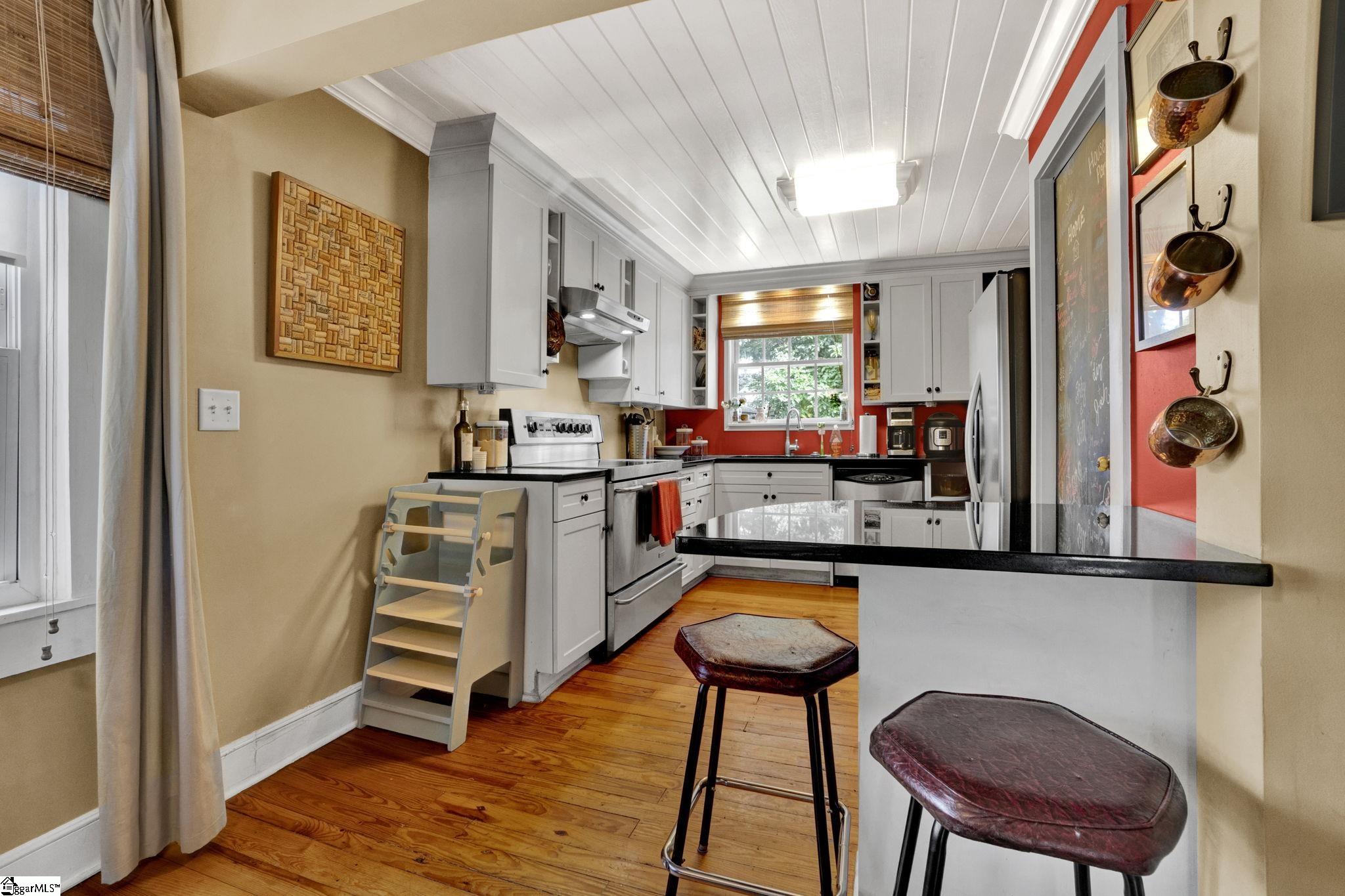 122 Parkwood Drive