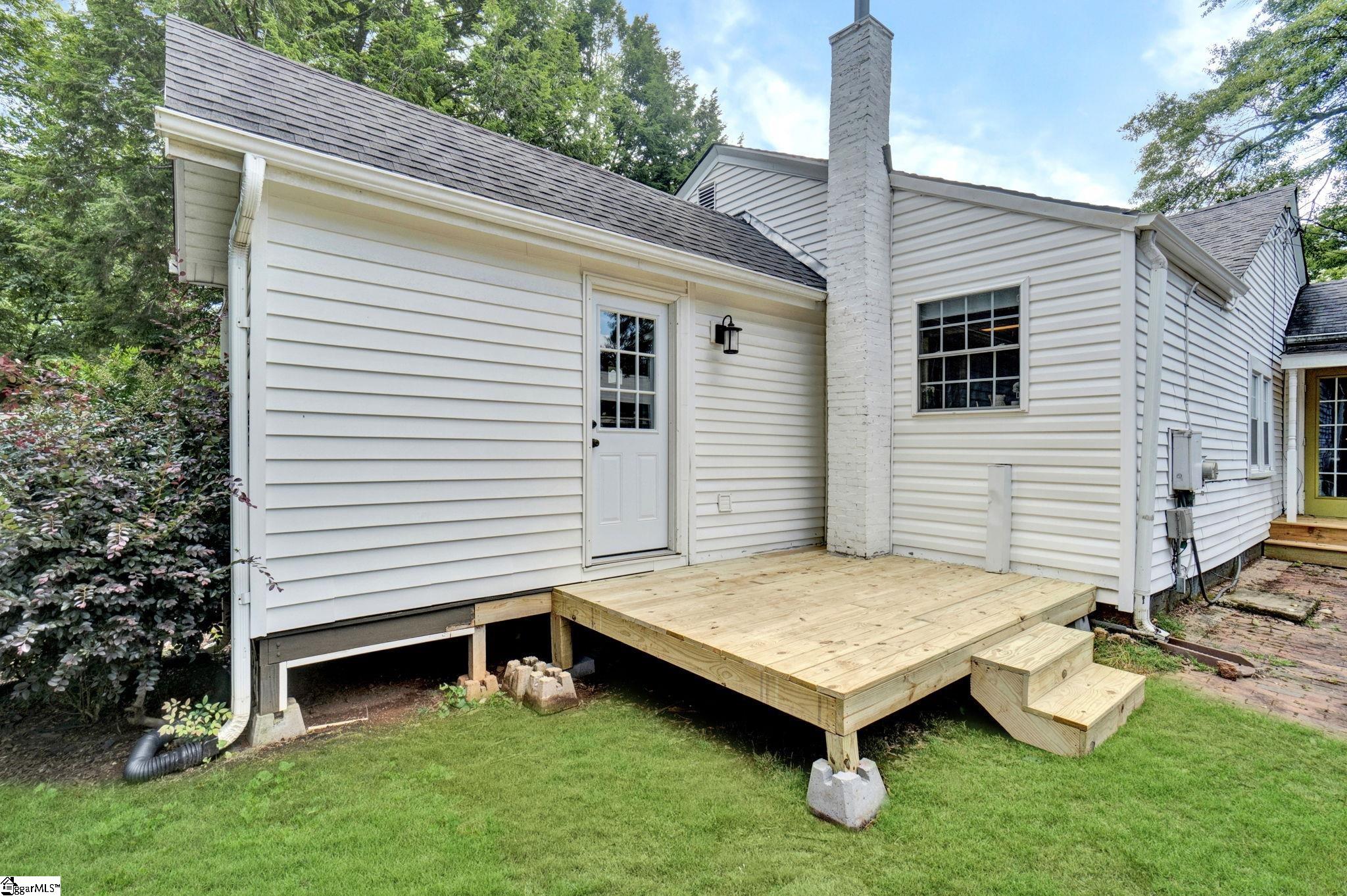 122 Parkwood Drive