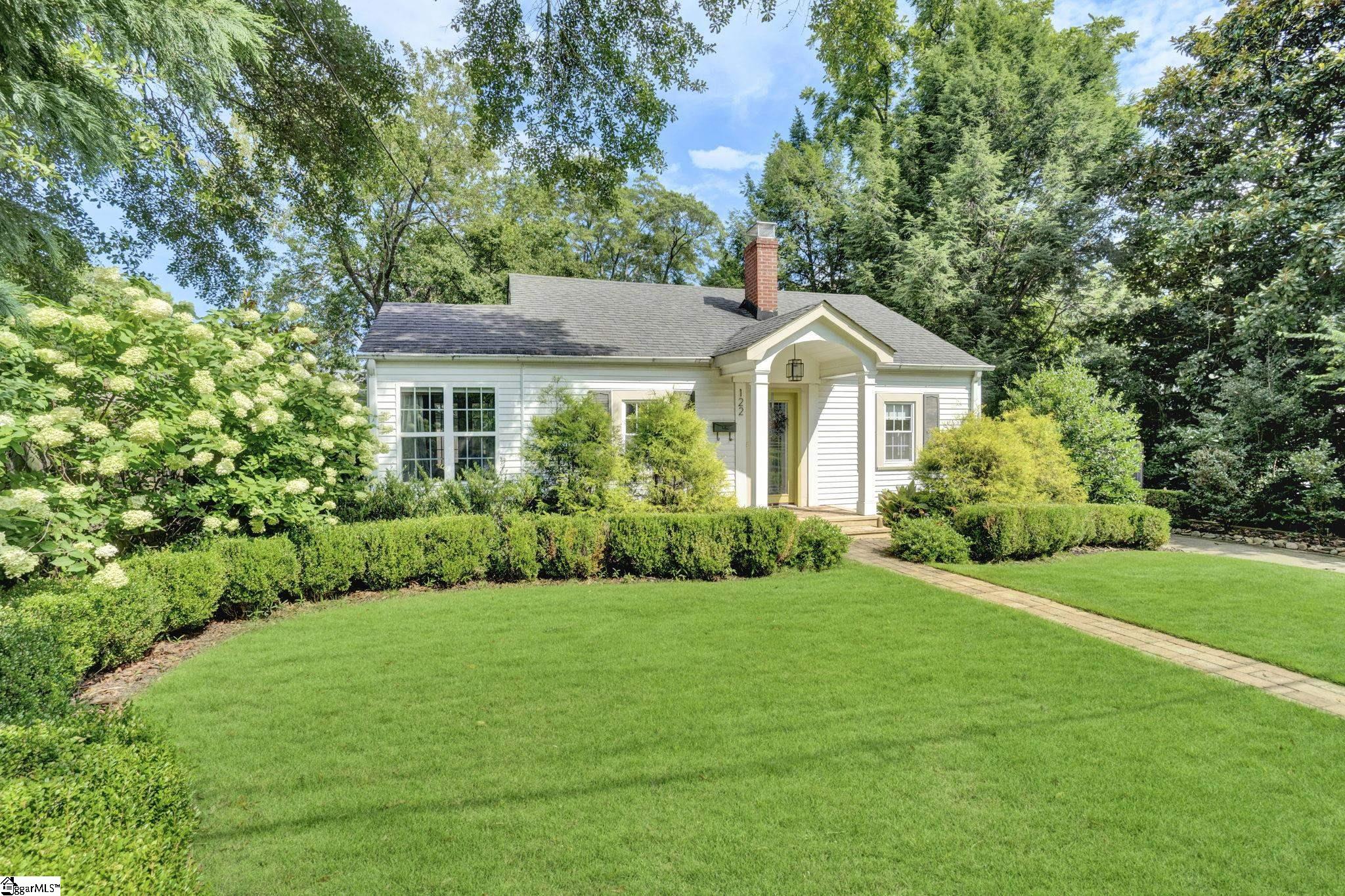 122 Parkwood Drive