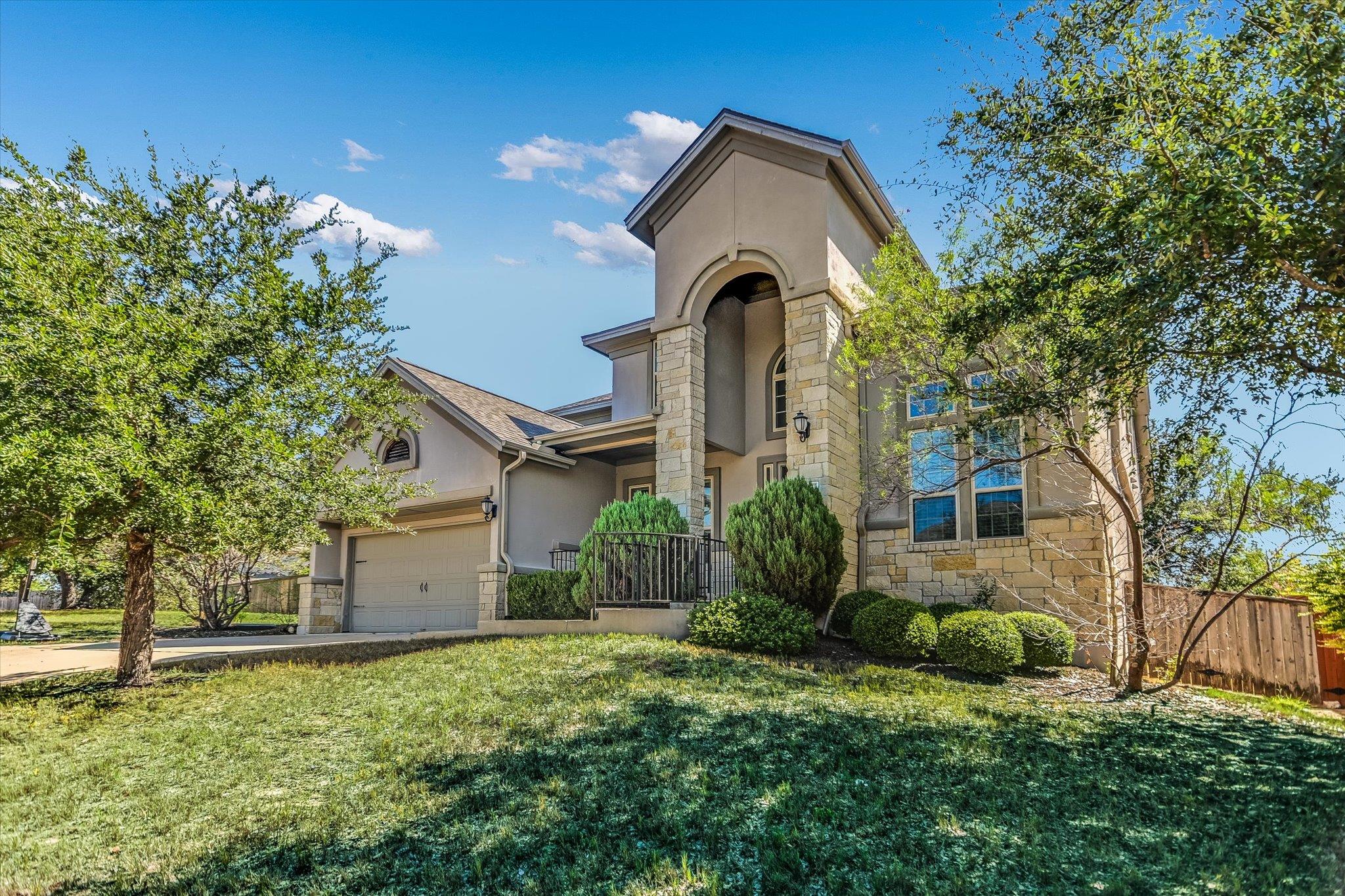 2112 Peoria DR