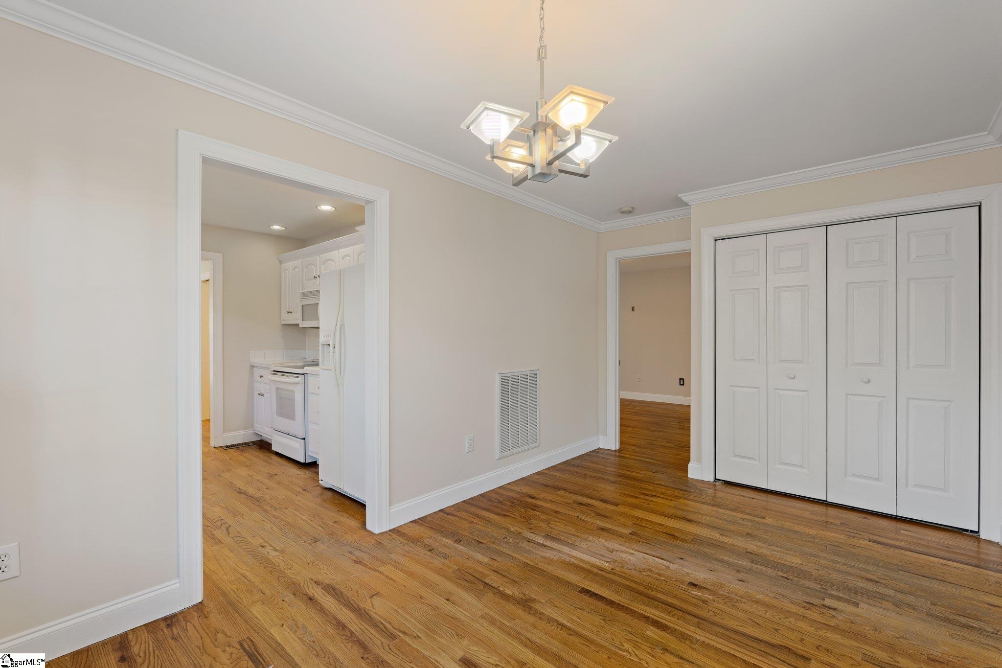 17 Simmons Avenue