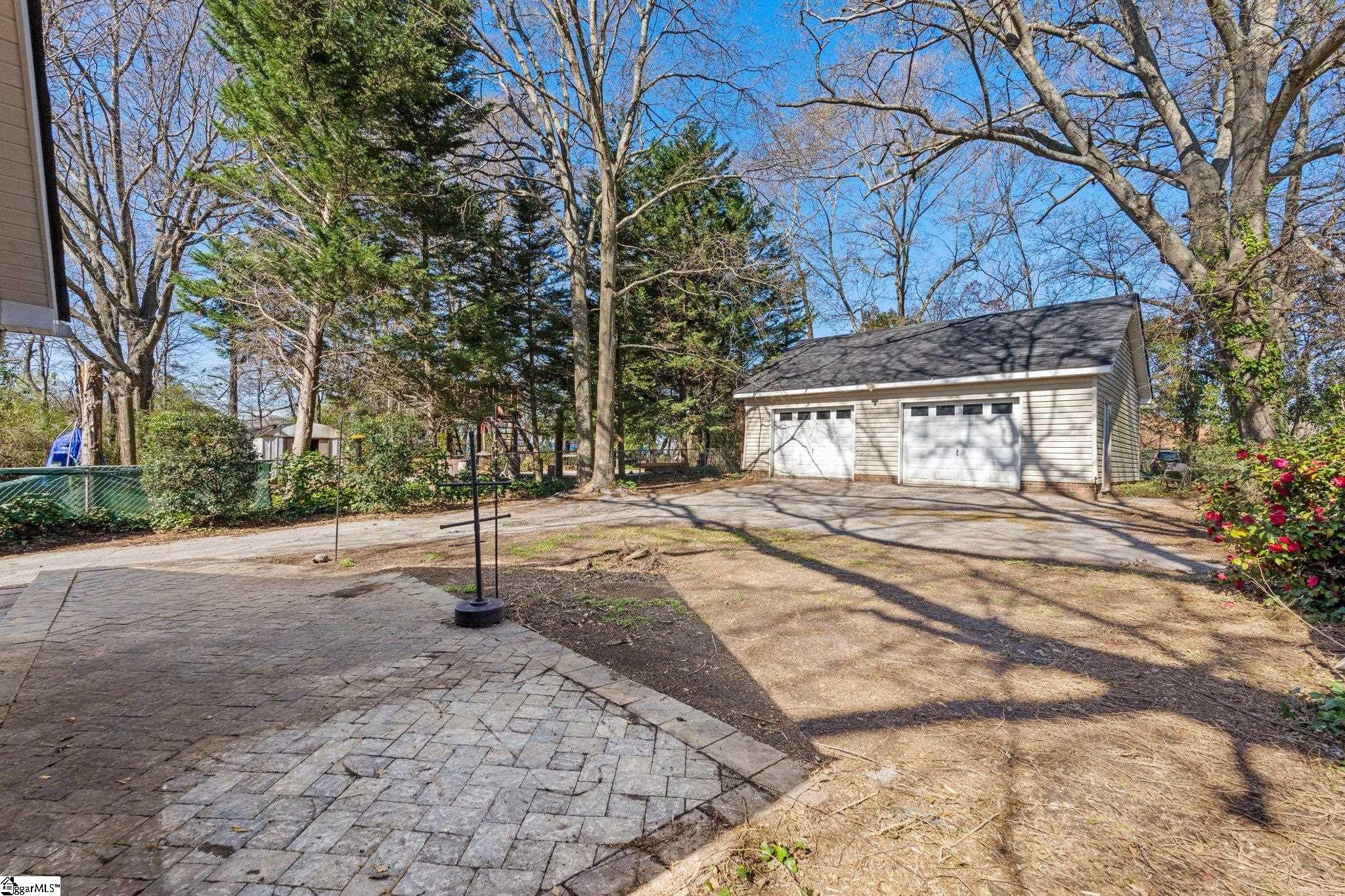 17 Simmons Avenue