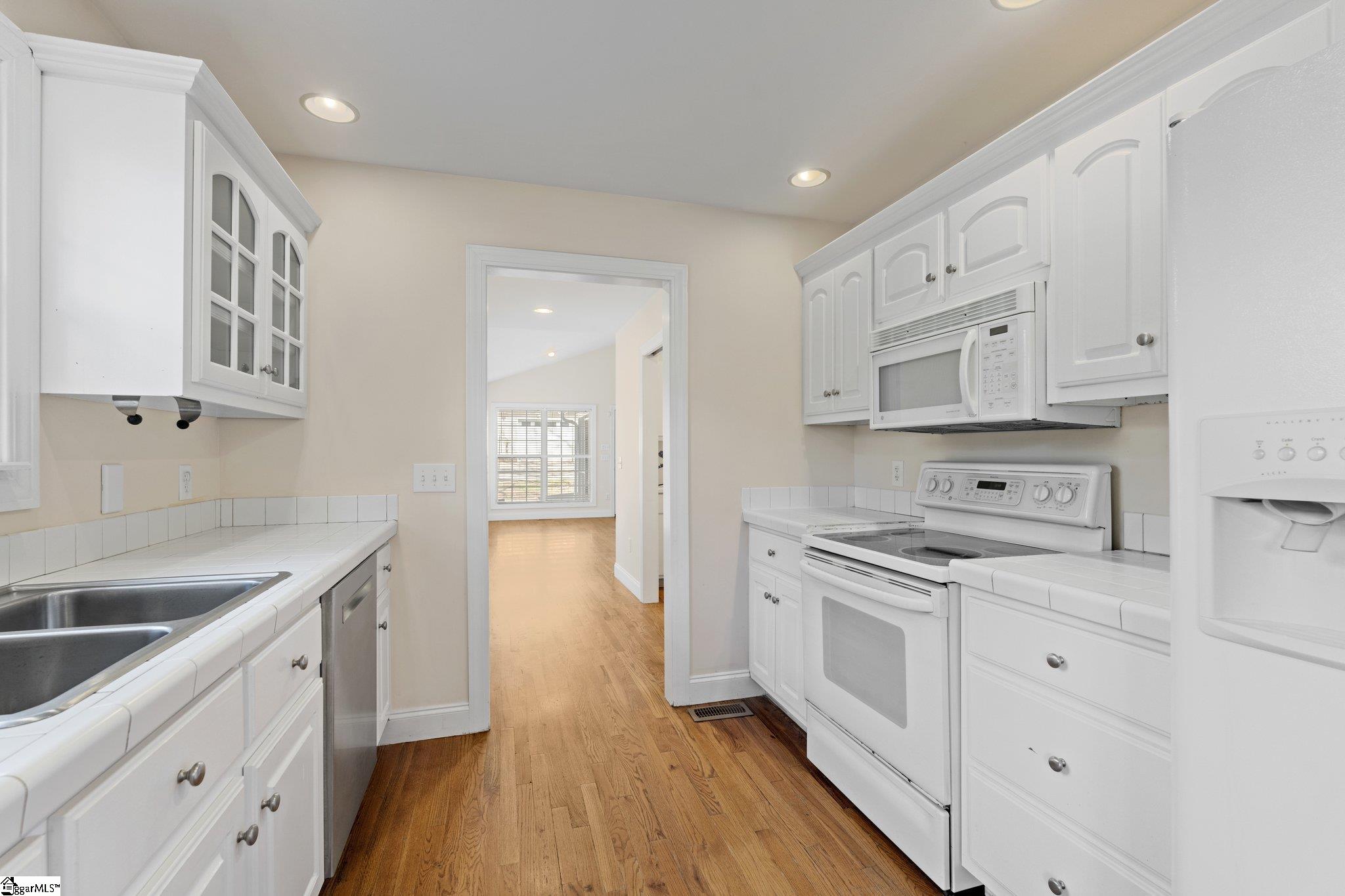 17 Simmons Avenue
