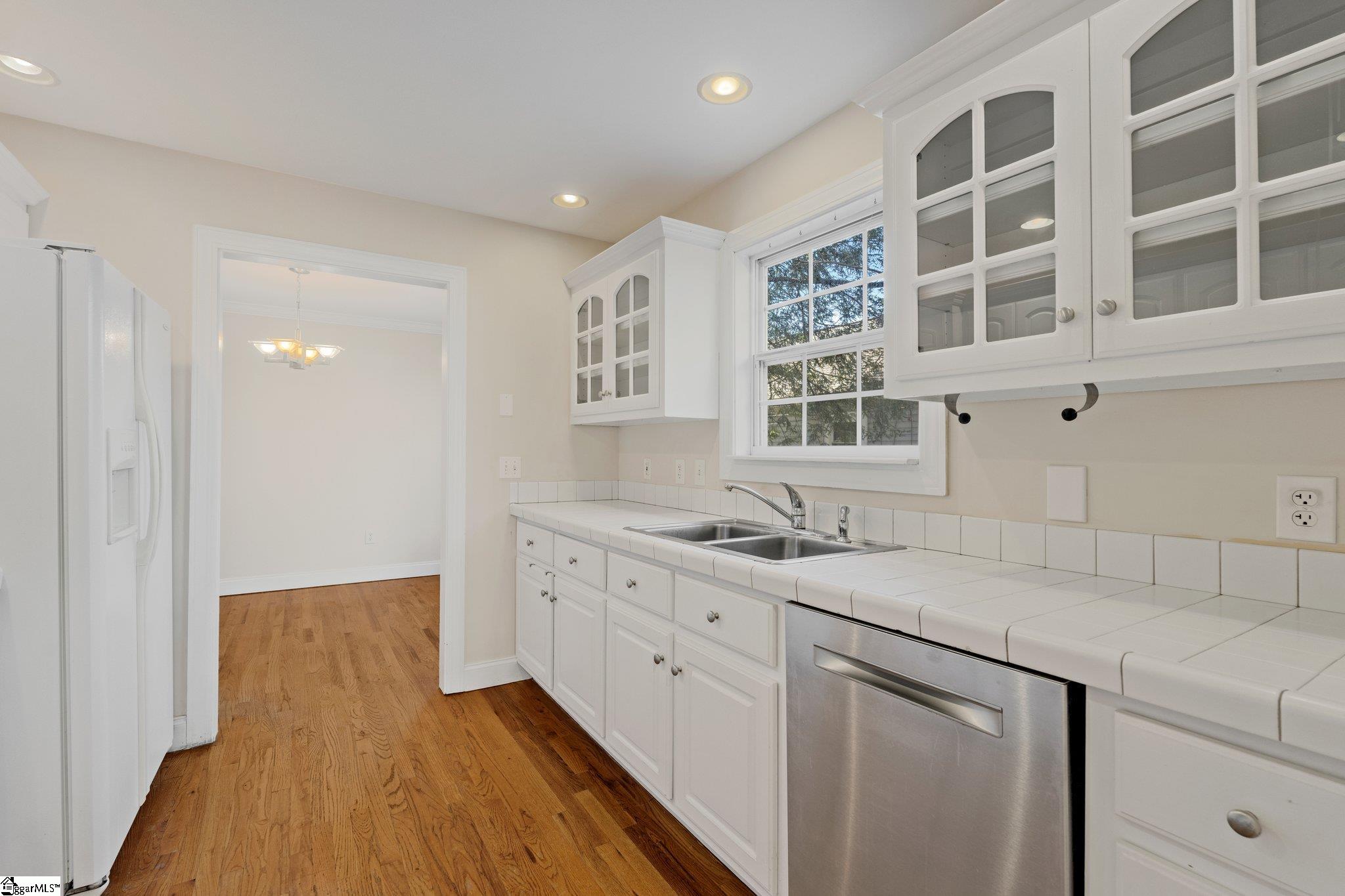 17 Simmons Avenue