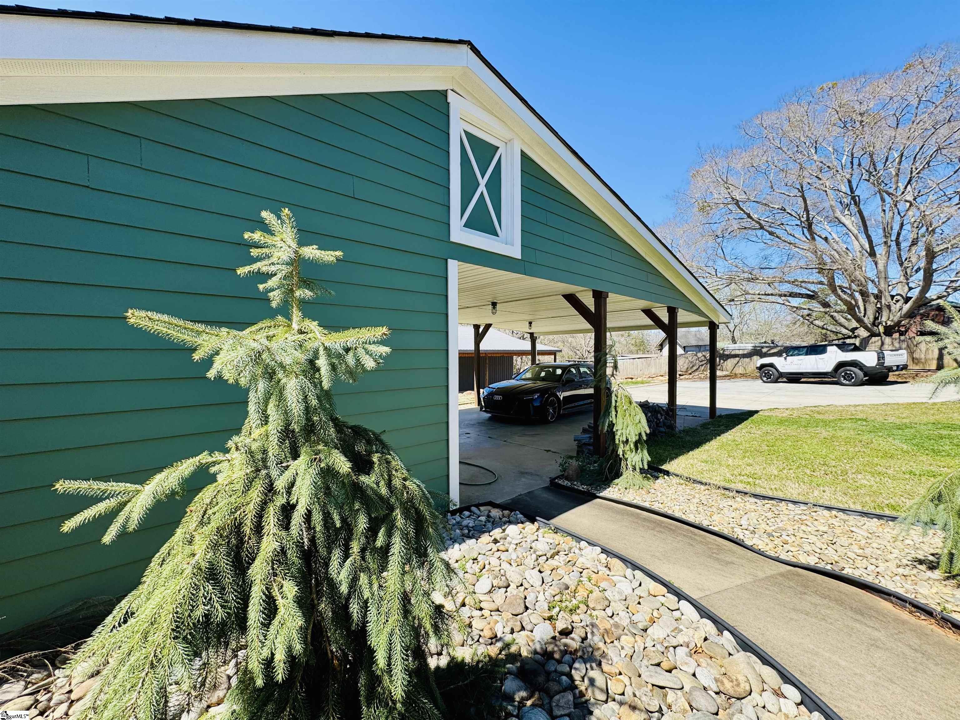 212 Holland Ford Road