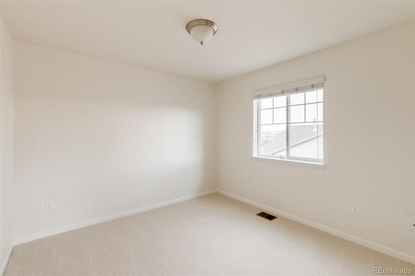 21075 E Layton Lane