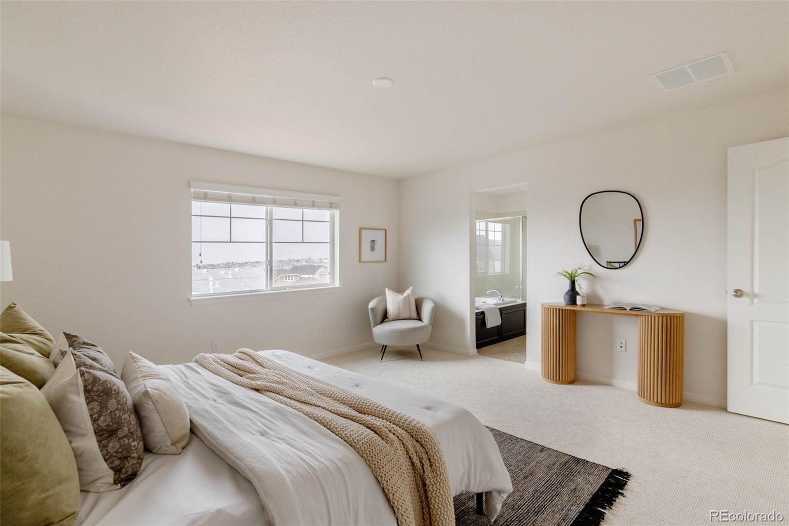 21075 E Layton Lane