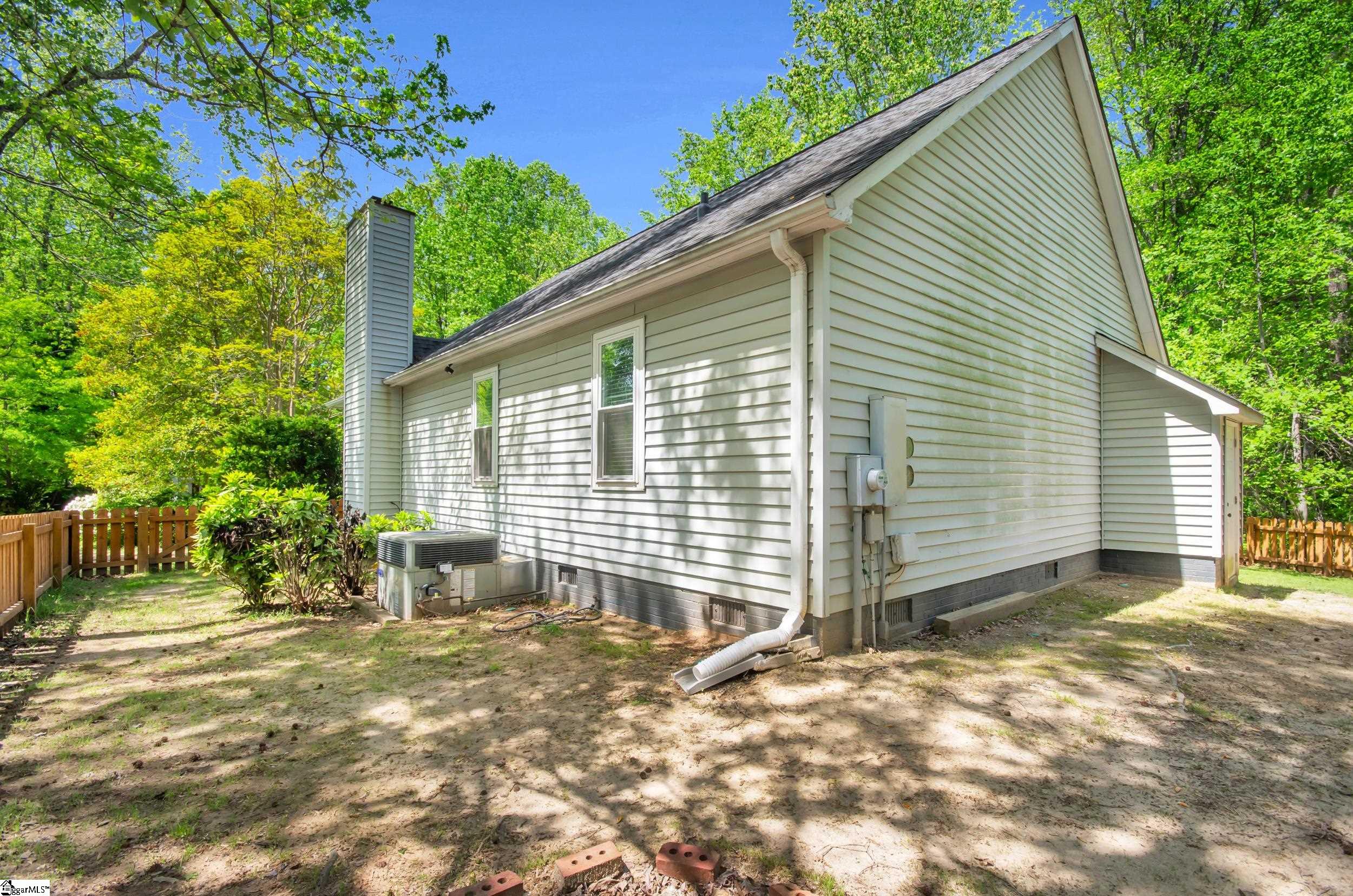 1016 Summit Drive