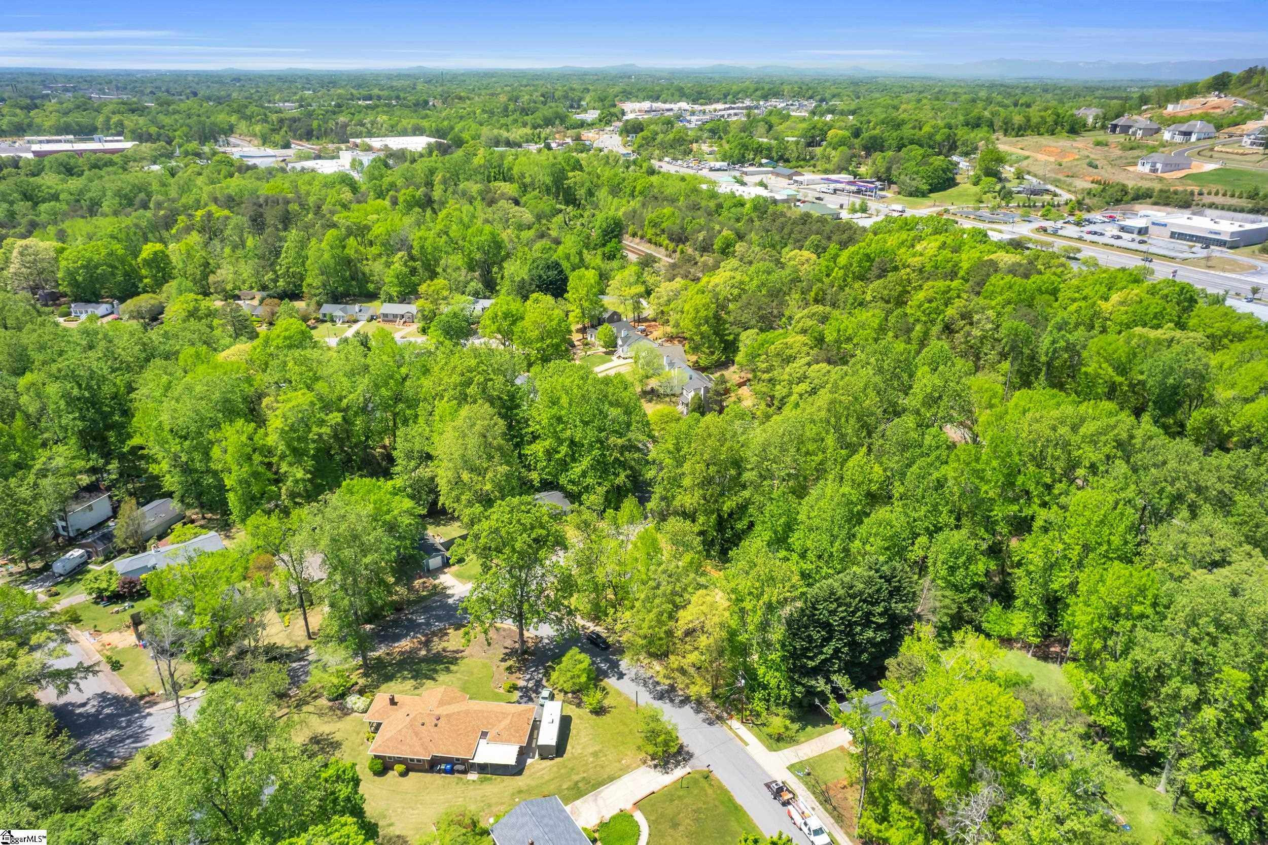 1016 Summit Drive