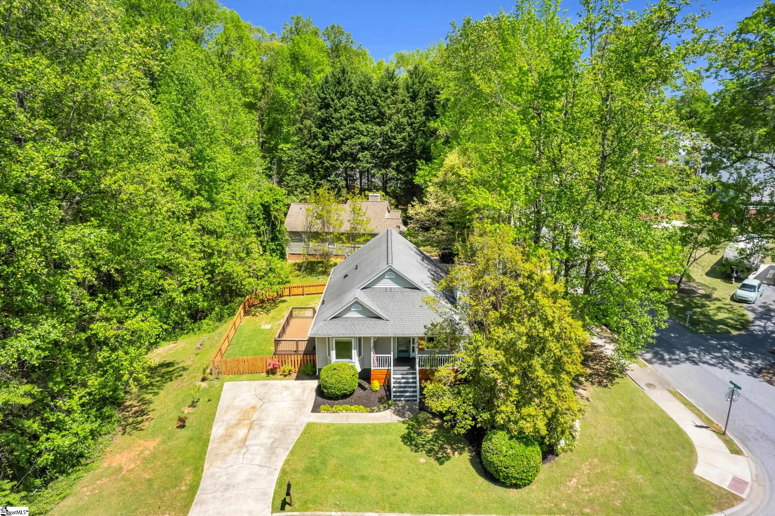 1016 Summit Drive