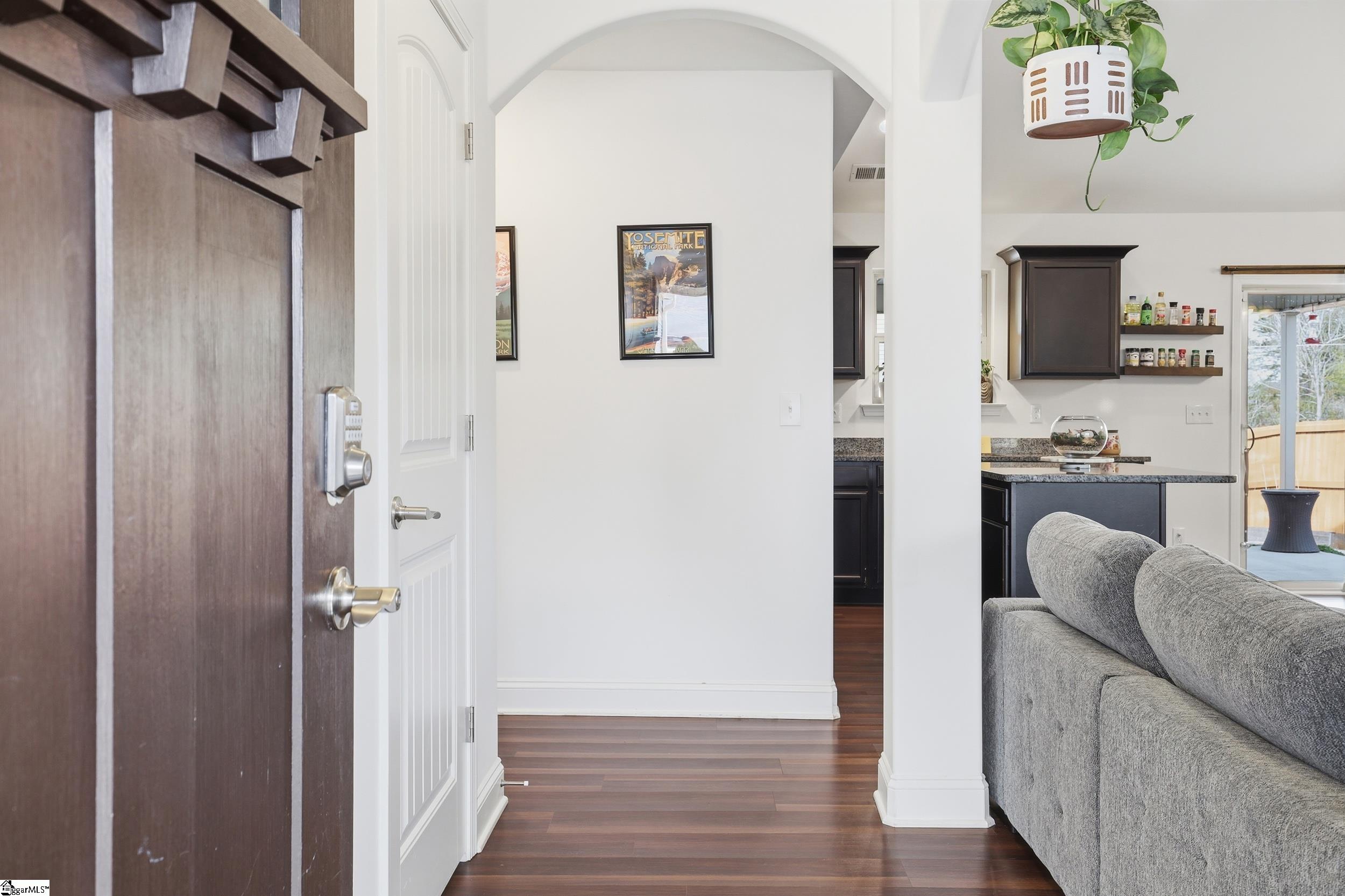 101 Forest Ridge Way