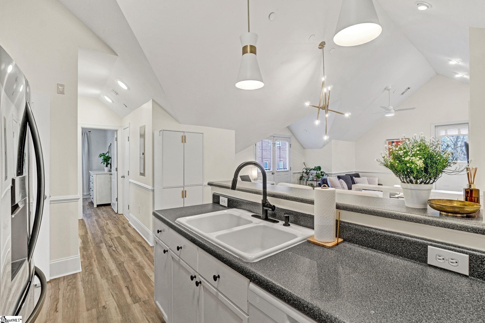 204 E Park Avenue Unit 603