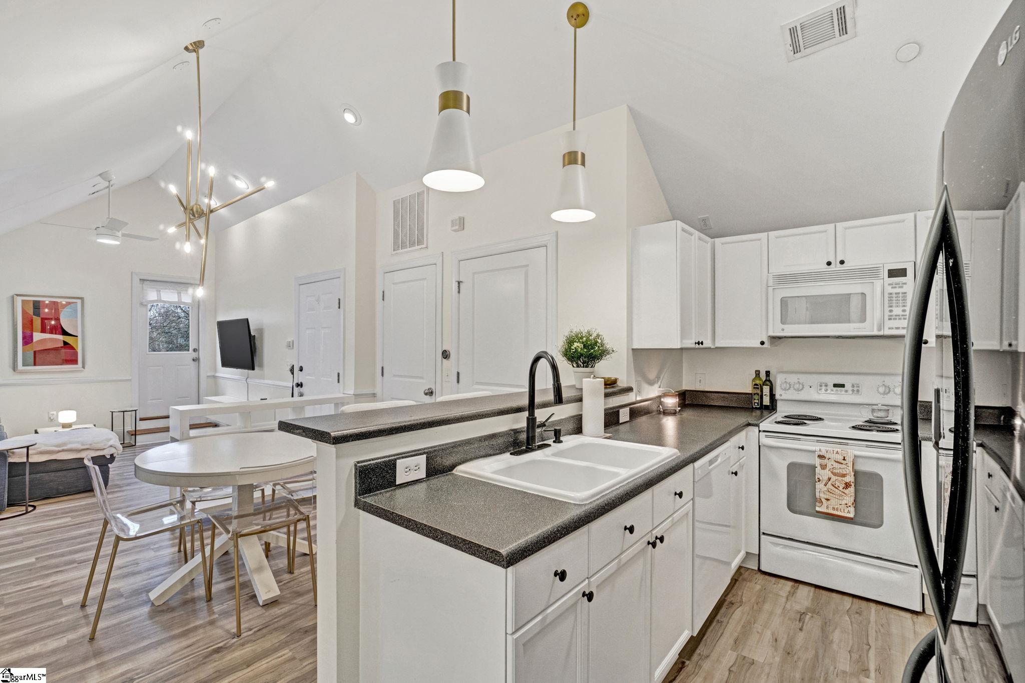 204 E Park Avenue Unit 603