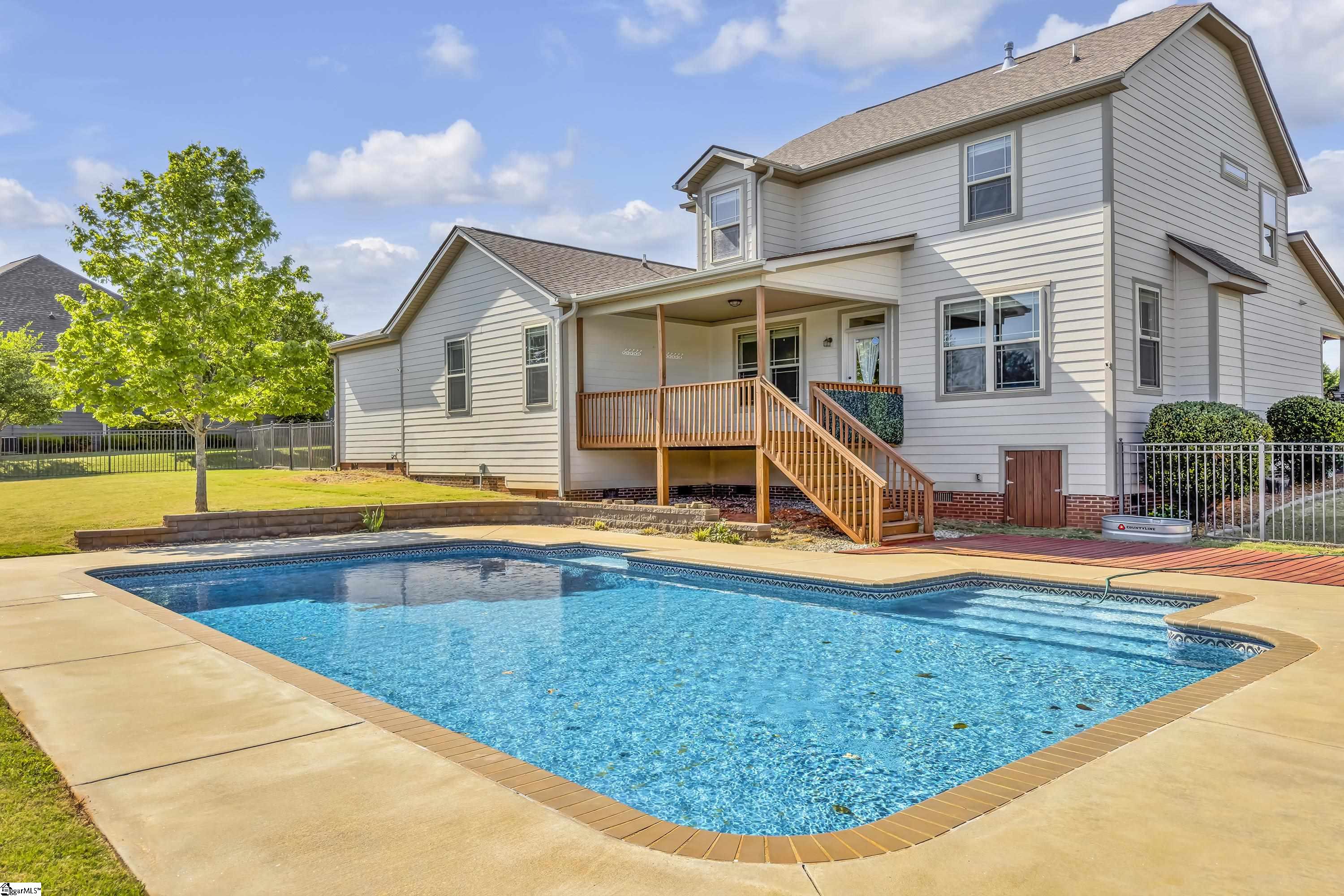 148 Country Mist Drive
