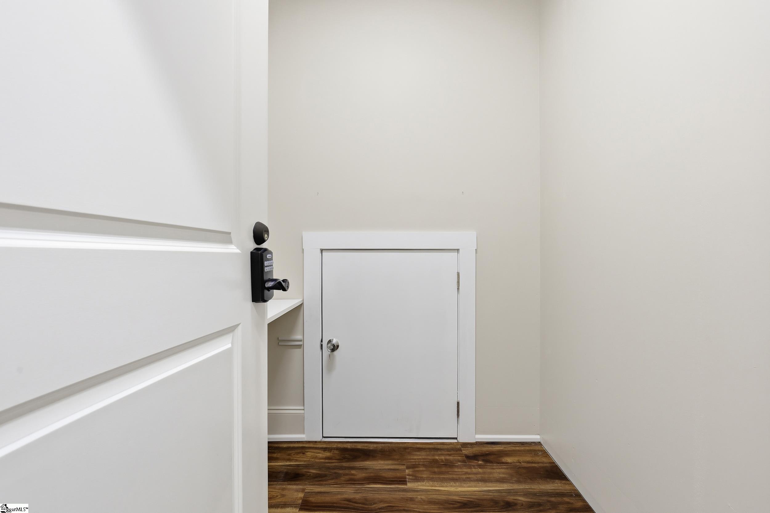 106 W Park Avenue Apt B