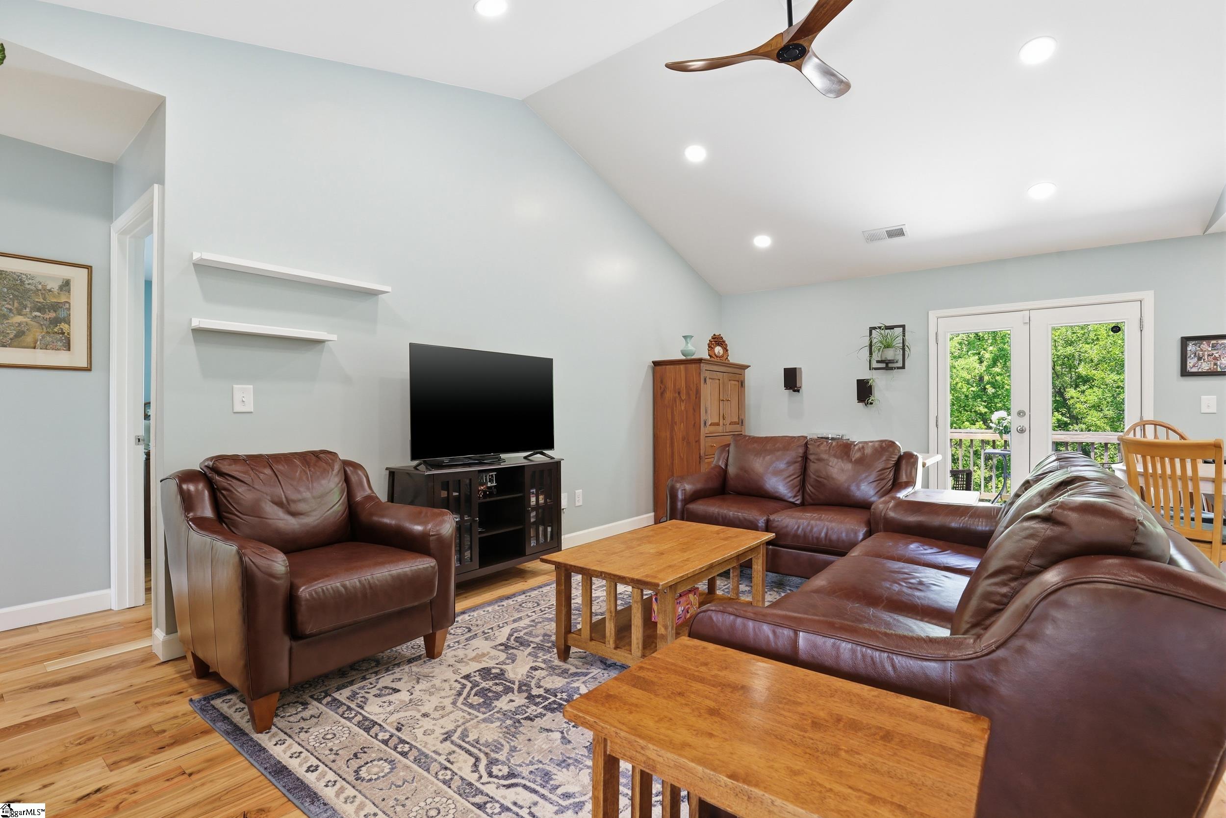 126 Robin Ridge Circle