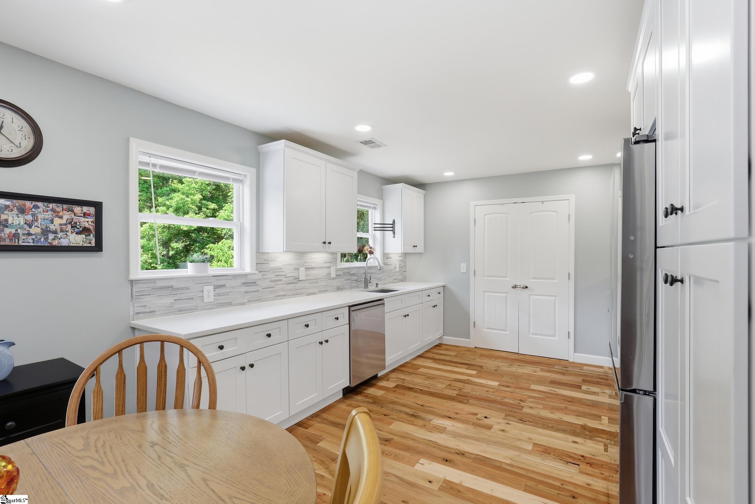 126 Robin Ridge Circle