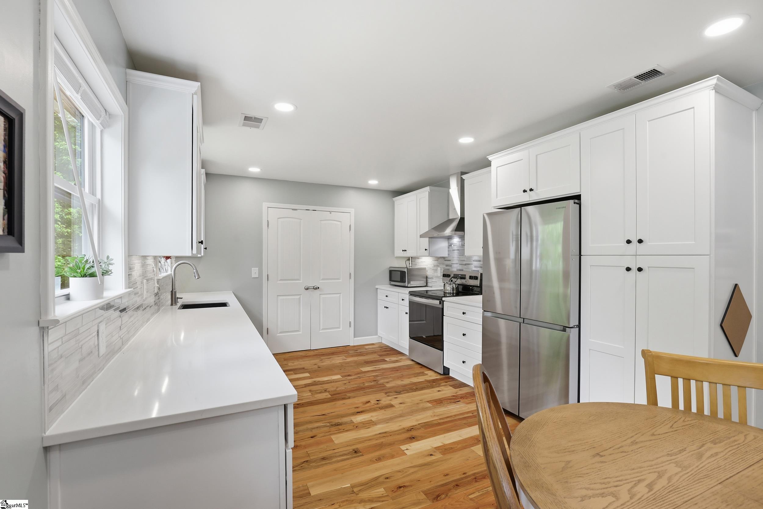 126 Robin Ridge Circle