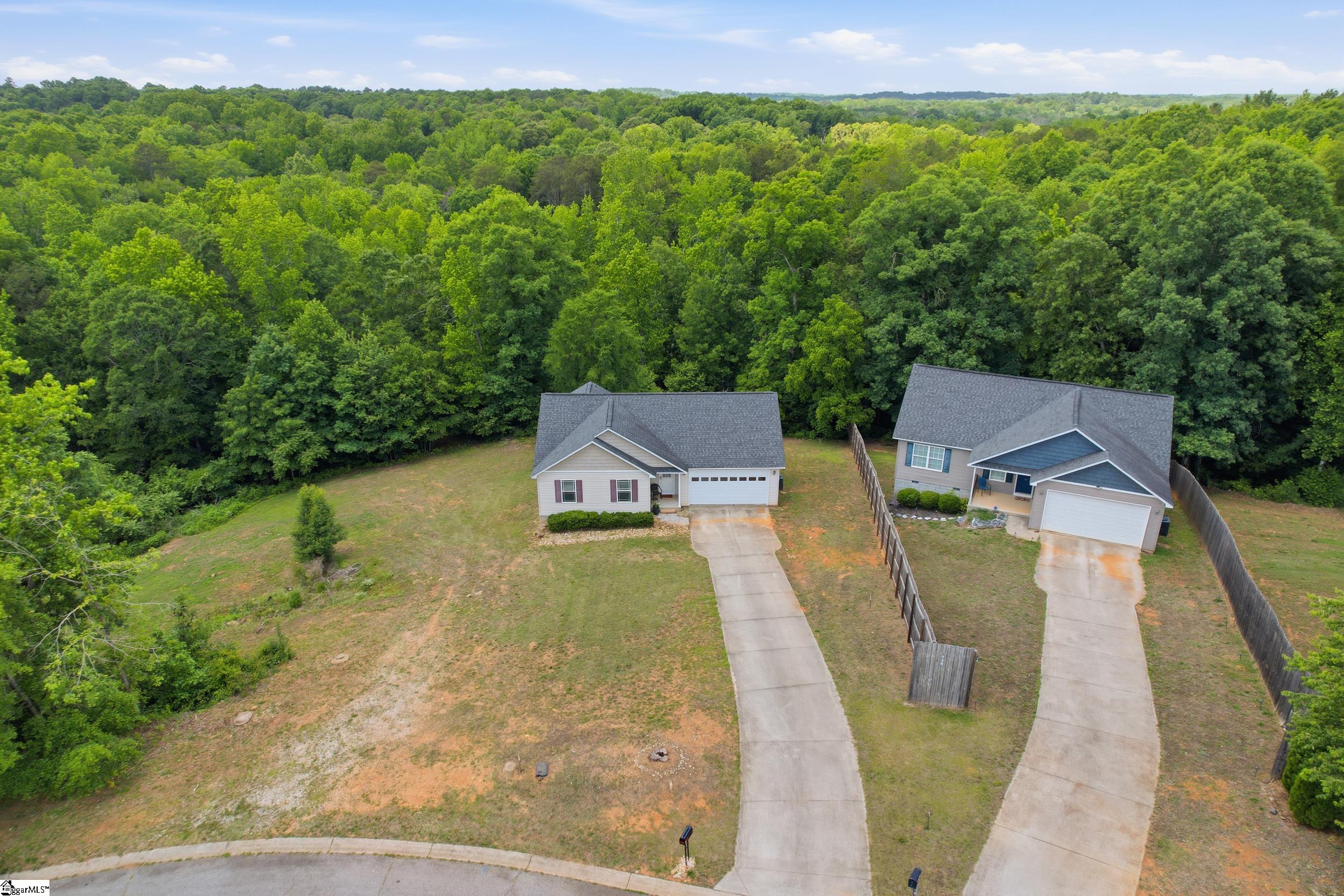126 Robin Ridge Circle