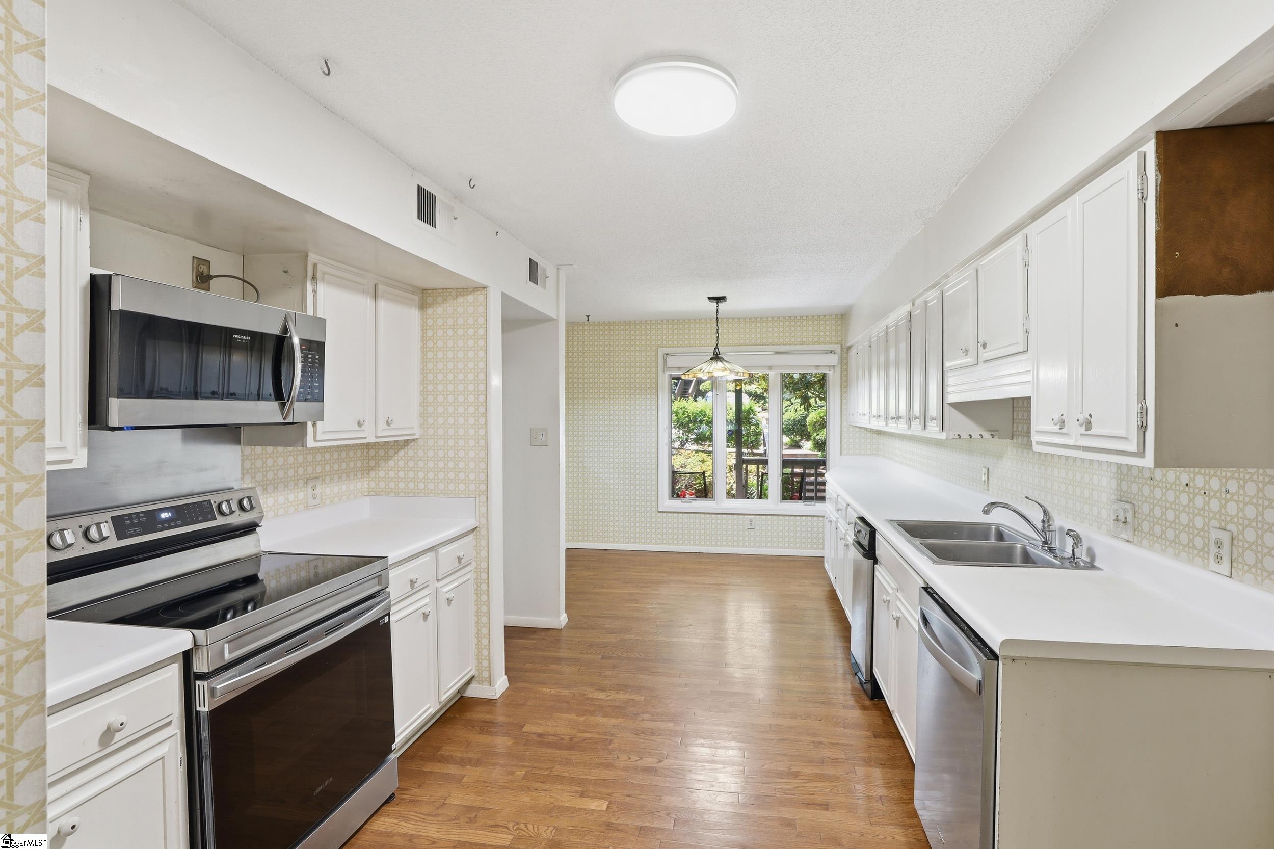 166 Ingleoak Lane