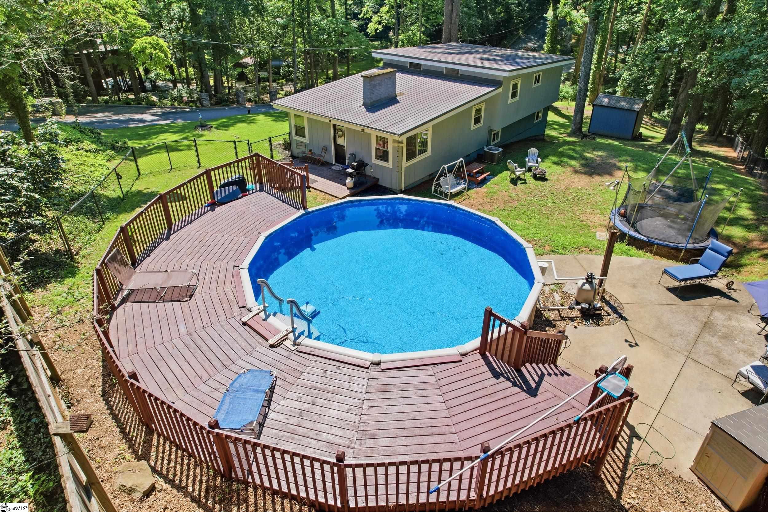 116 Lakeshore Drive