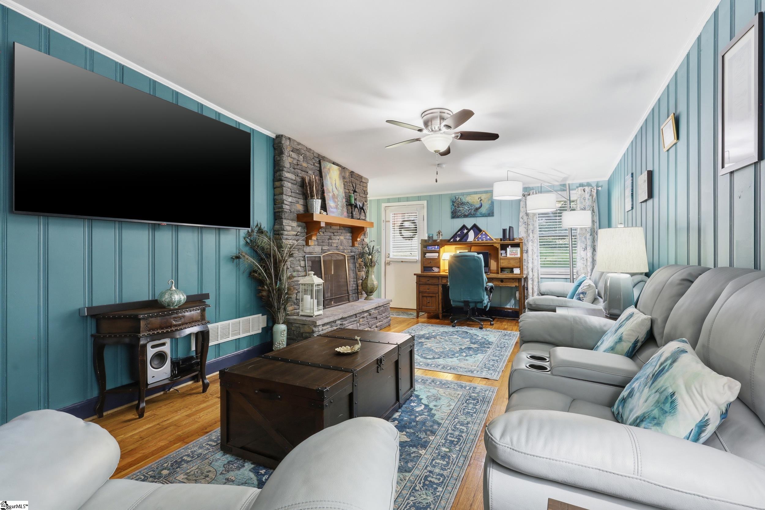 116 Lakeshore Drive