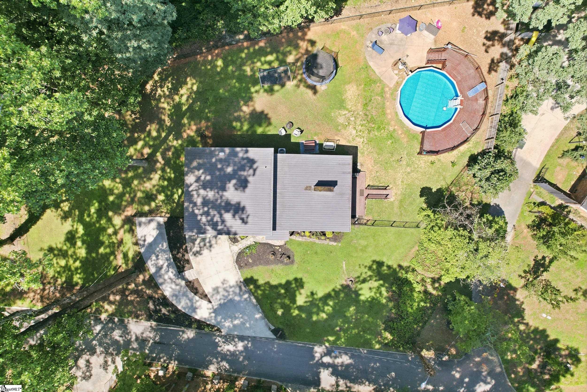 116 Lakeshore Drive