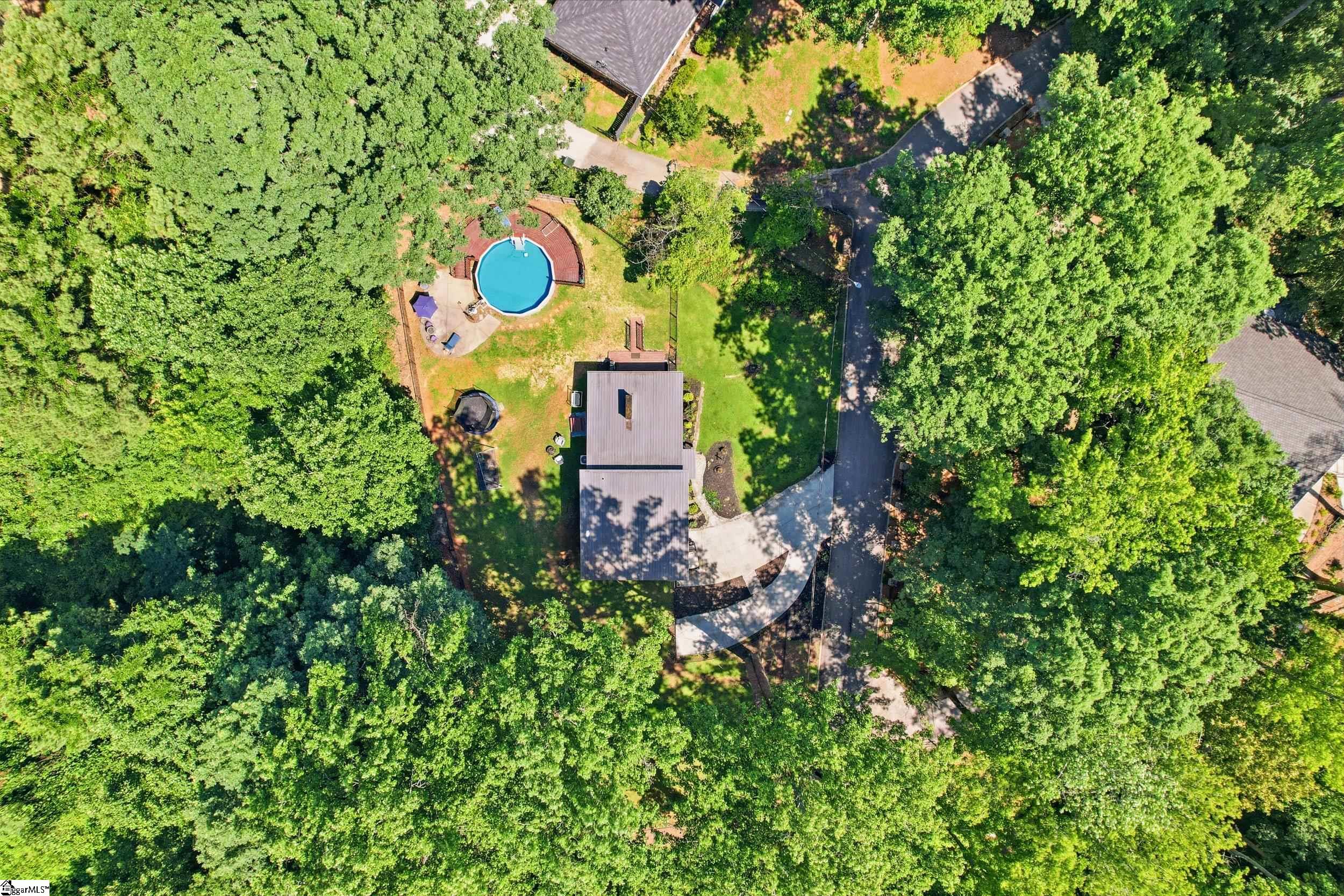 116 Lakeshore Drive