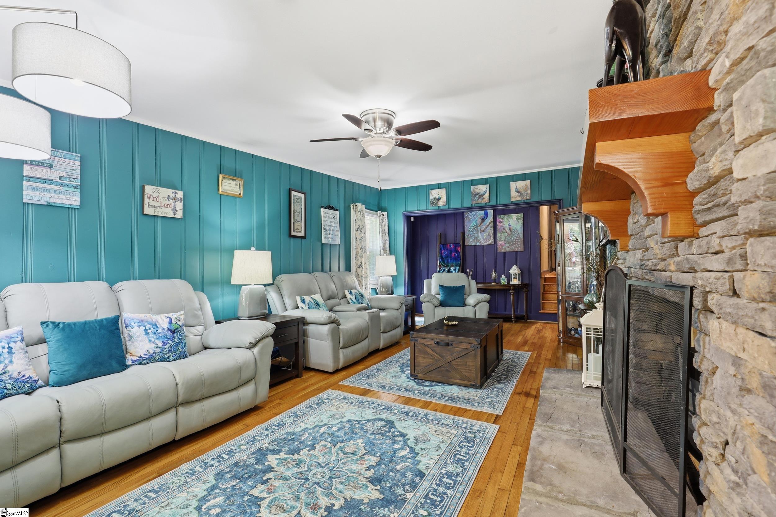 116 Lakeshore Drive