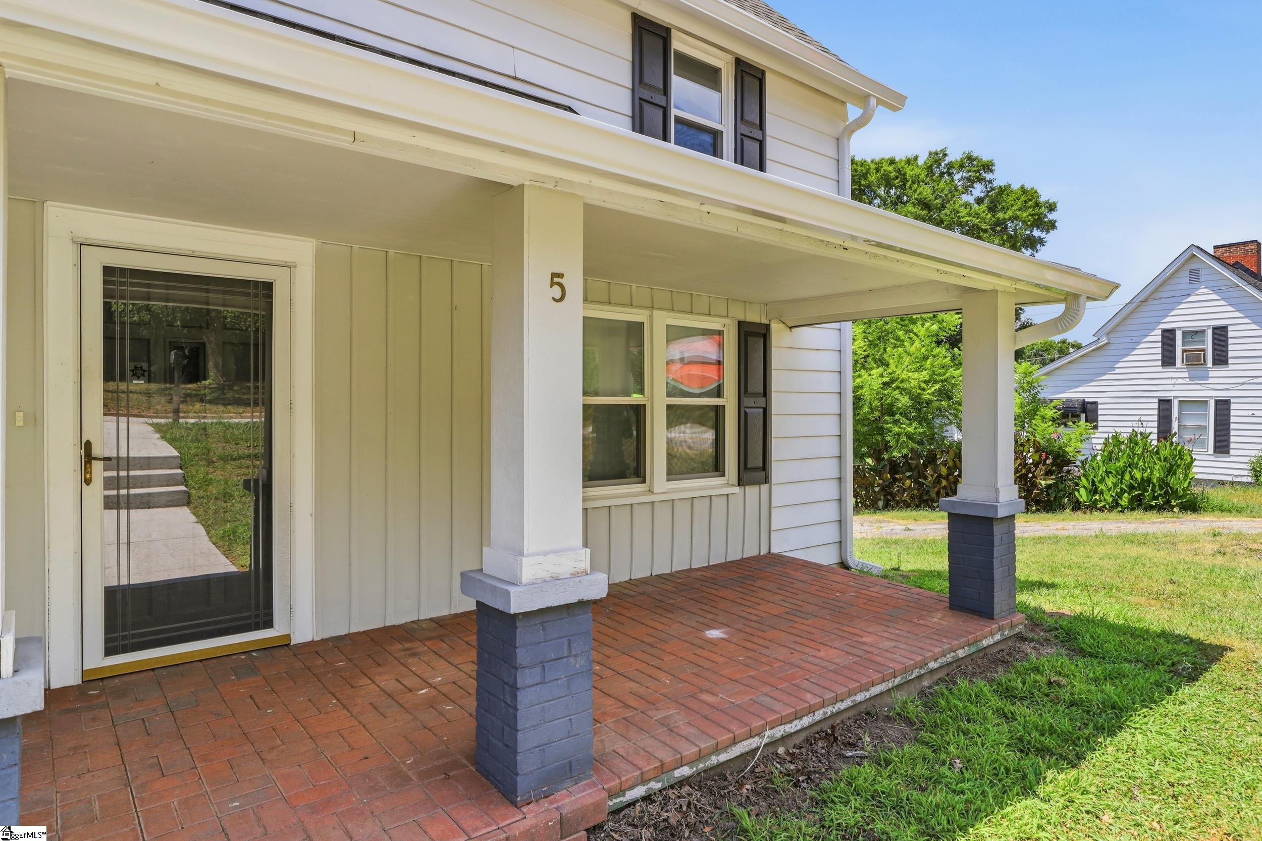 5 Hammett Street