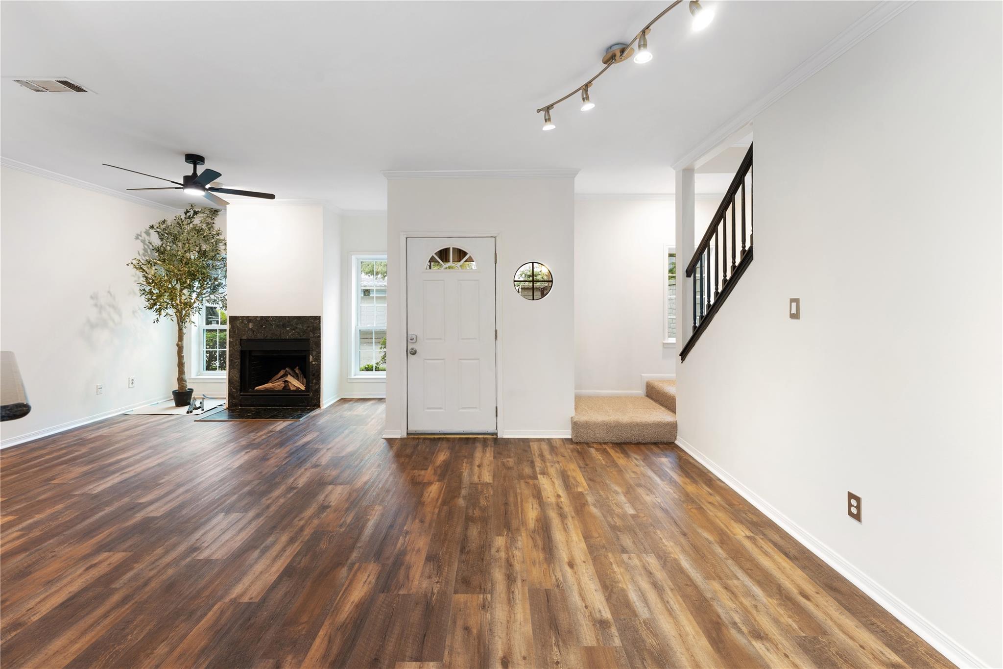 2218 Hopkins Street # 2218