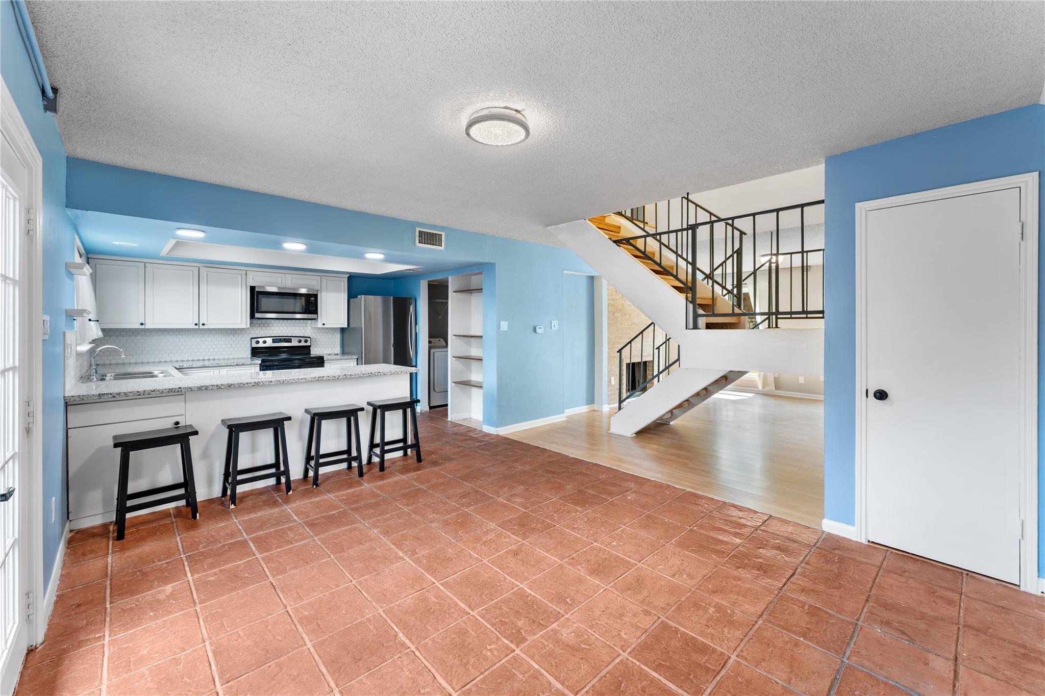 2334 Triway Lane # 143