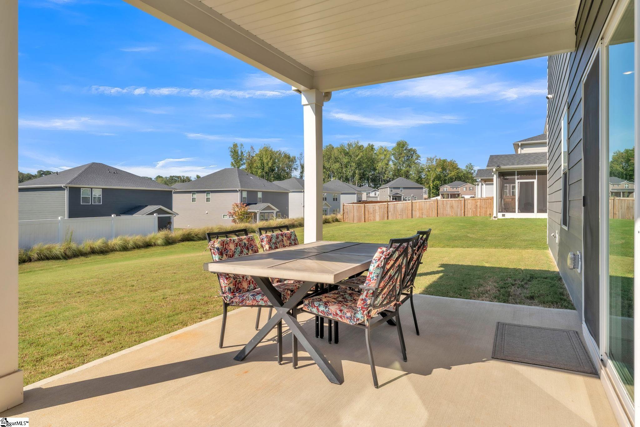 328 Roderick Lane