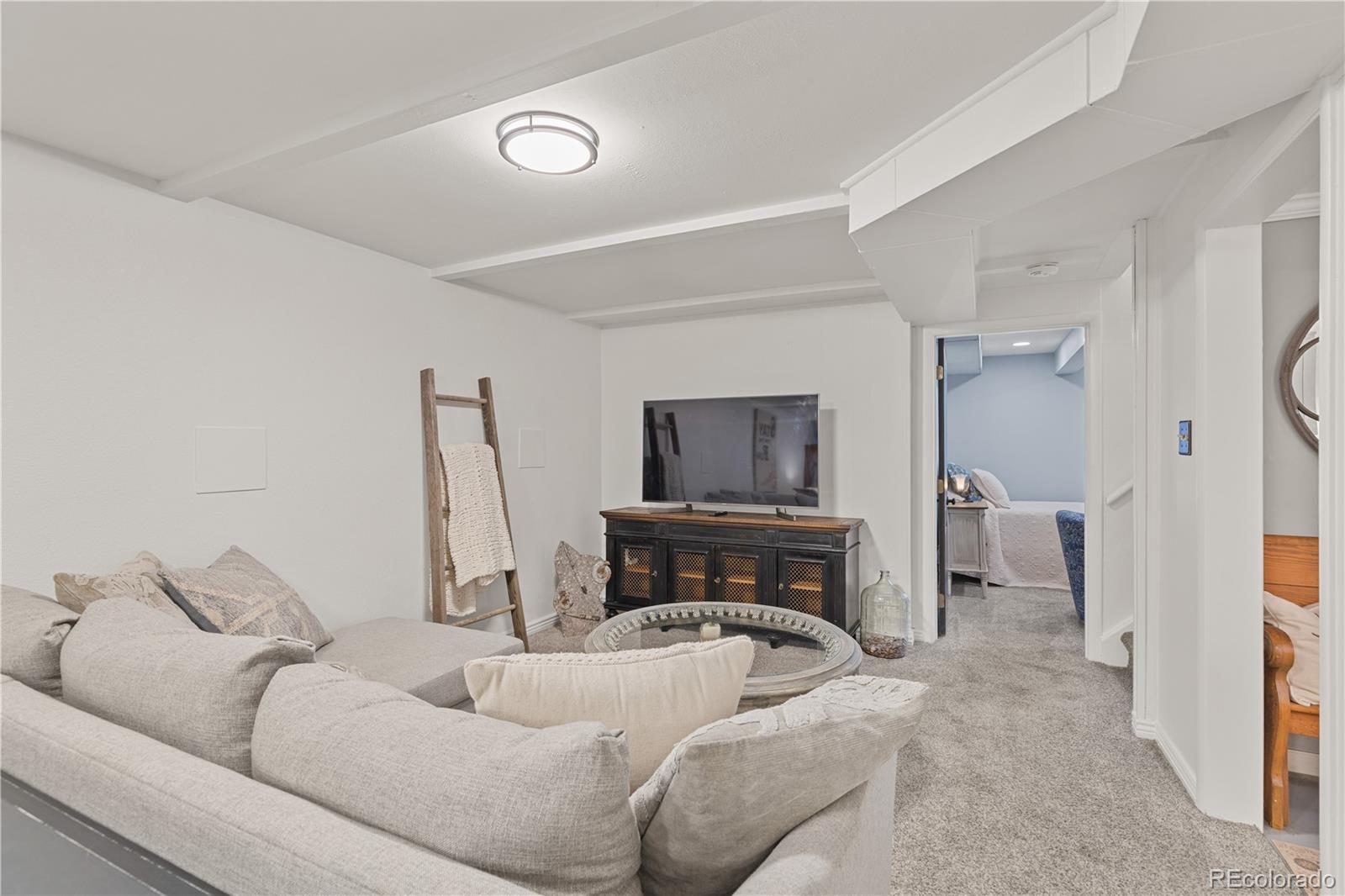 544 W Easter Avenue