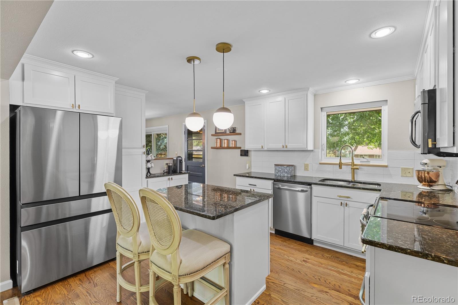 544 W Easter Avenue