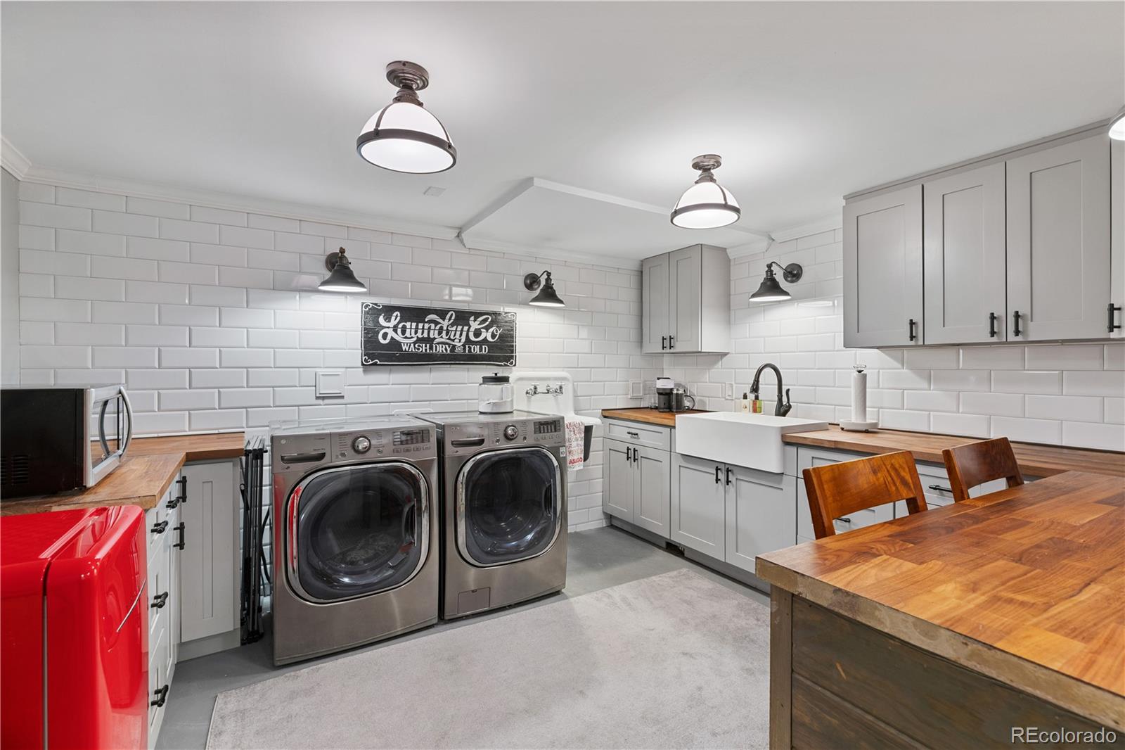 544 W Easter Avenue