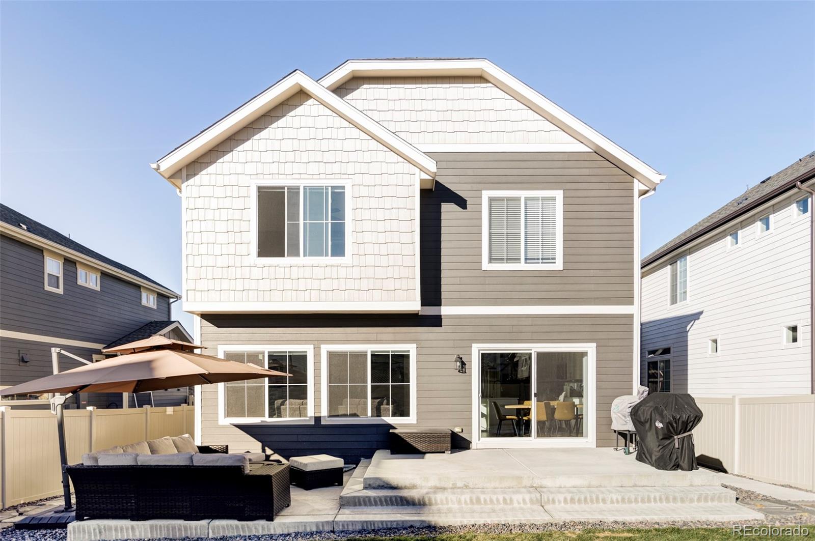 998 Larkspur Drive