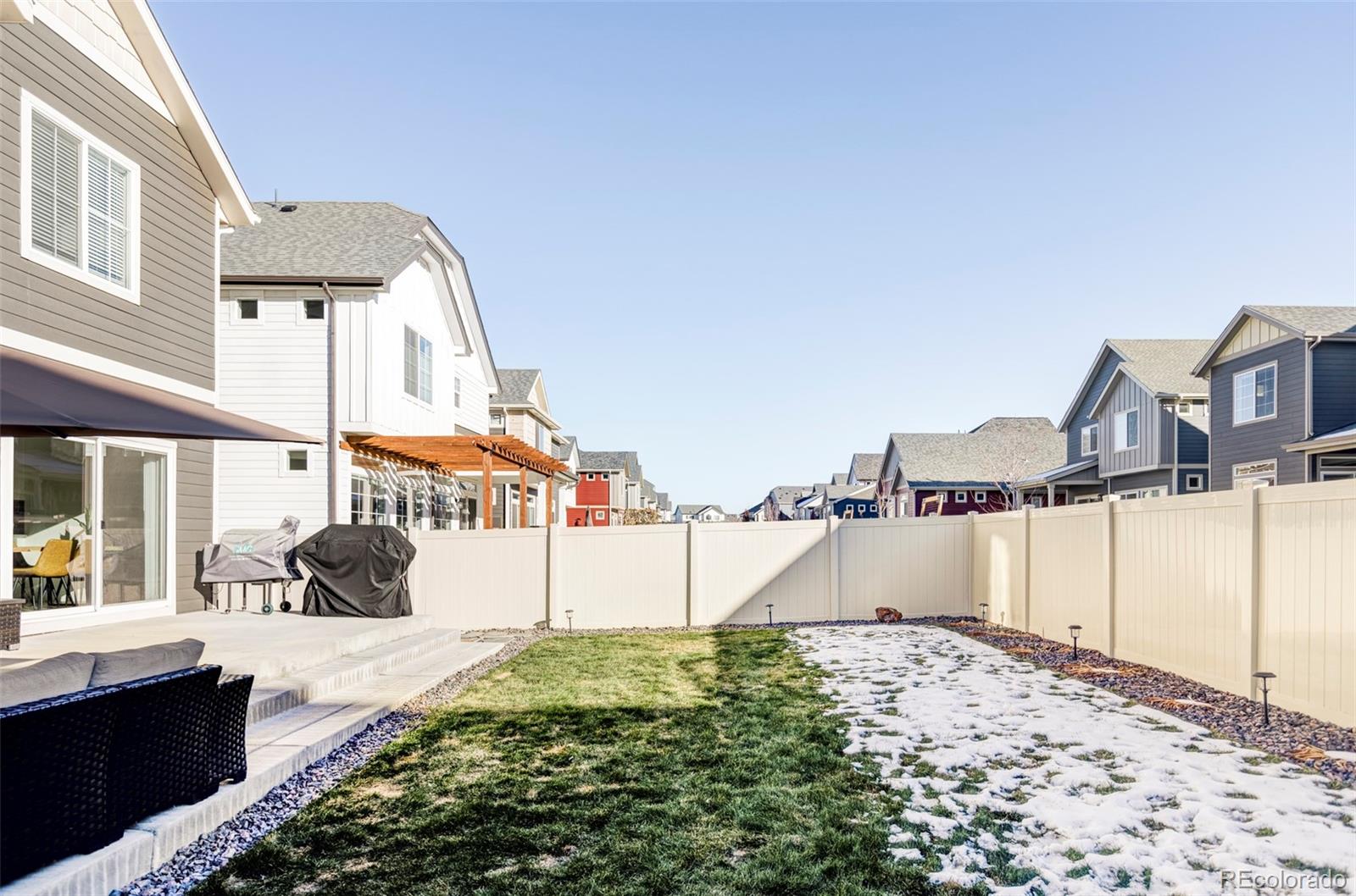 998 Larkspur Drive