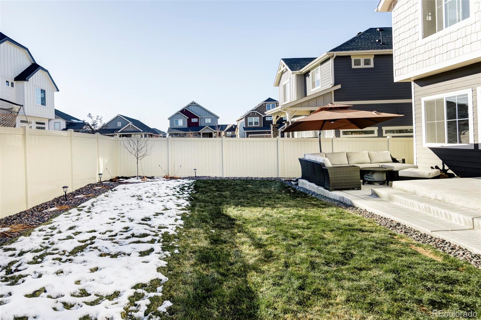 998 Larkspur Drive