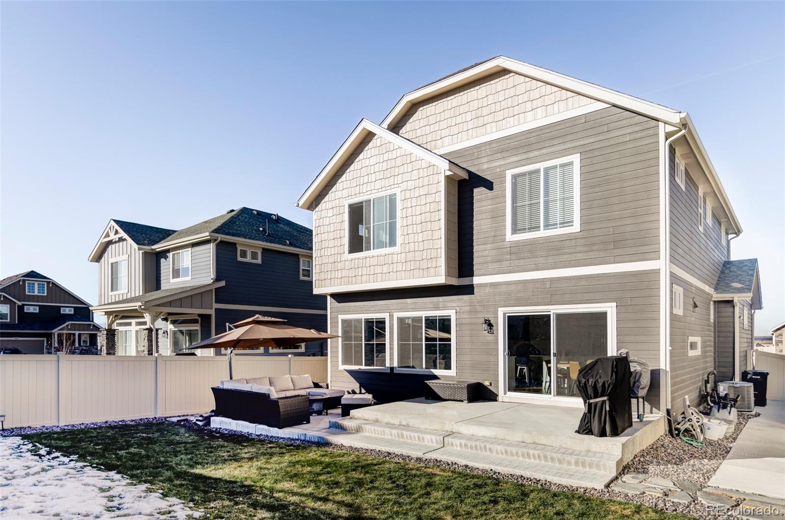998 Larkspur Drive