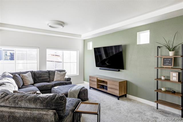 998 Larkspur Drive