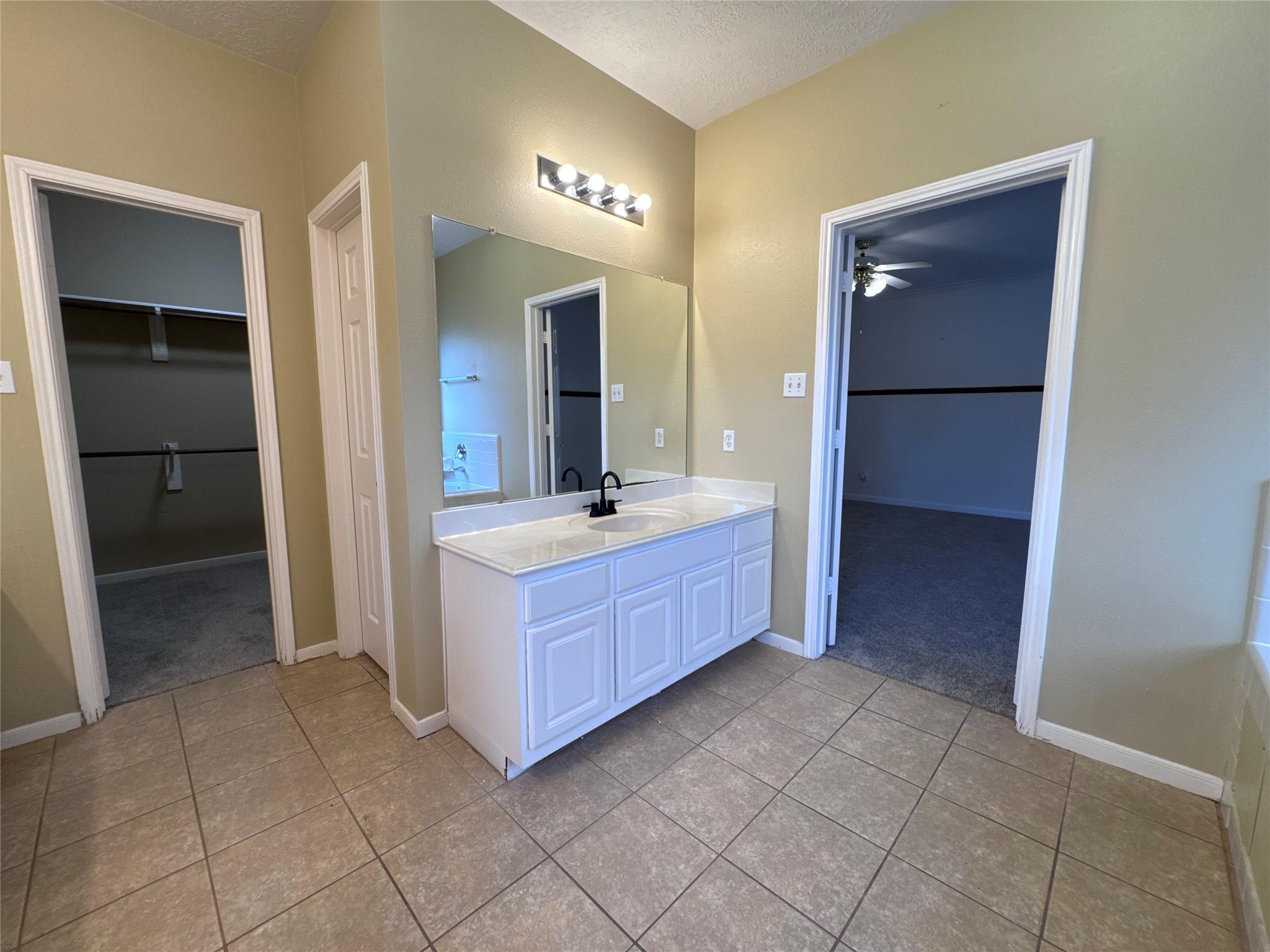 14911 Sun Kiss Lane